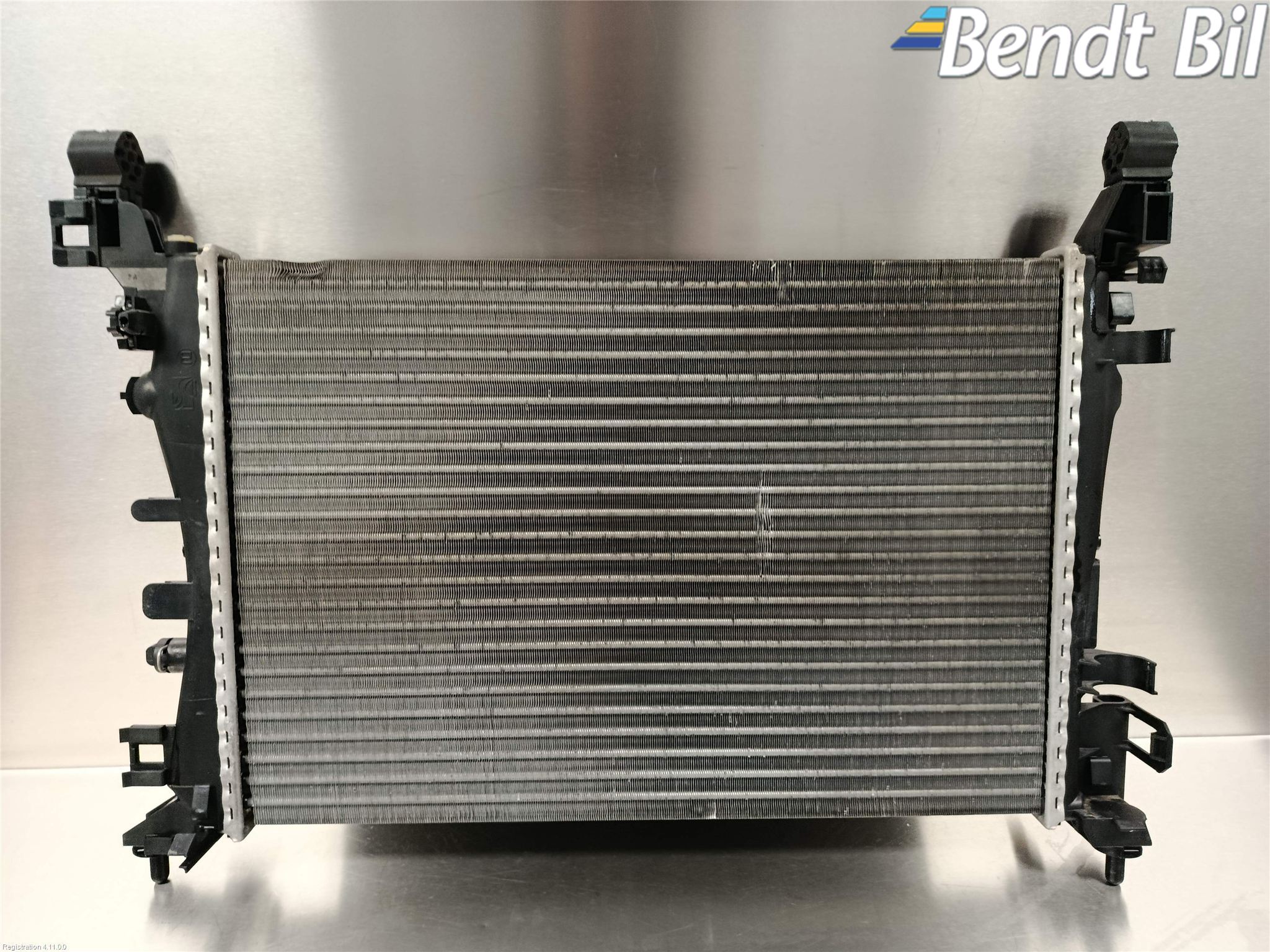 Opel CORSA E 15-19 Kylare Man