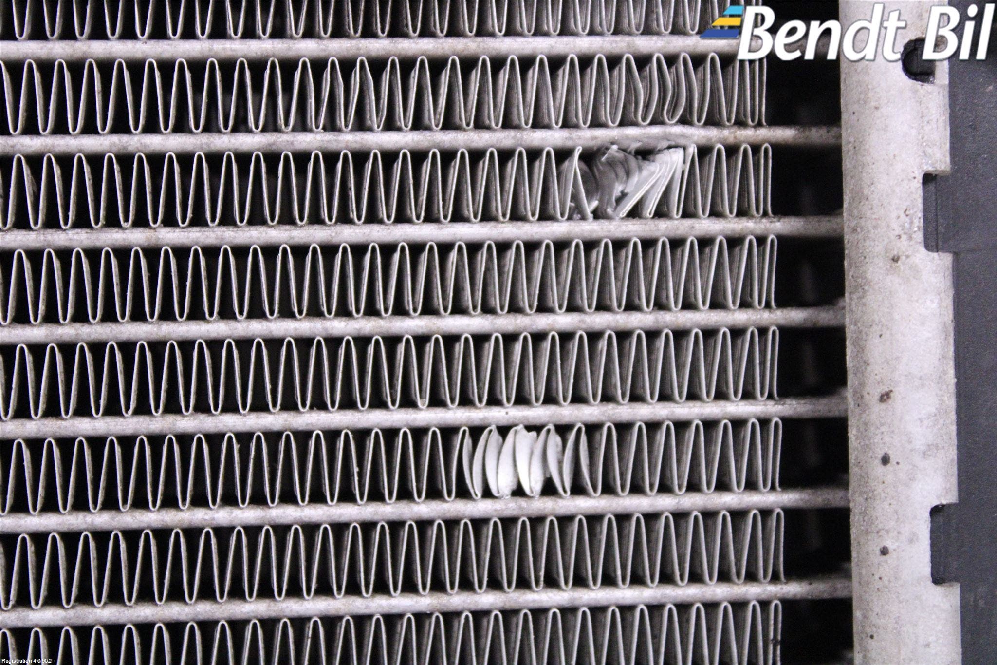 BMW 3 E90/91 SED/TOU 05-12 Kylare Aut