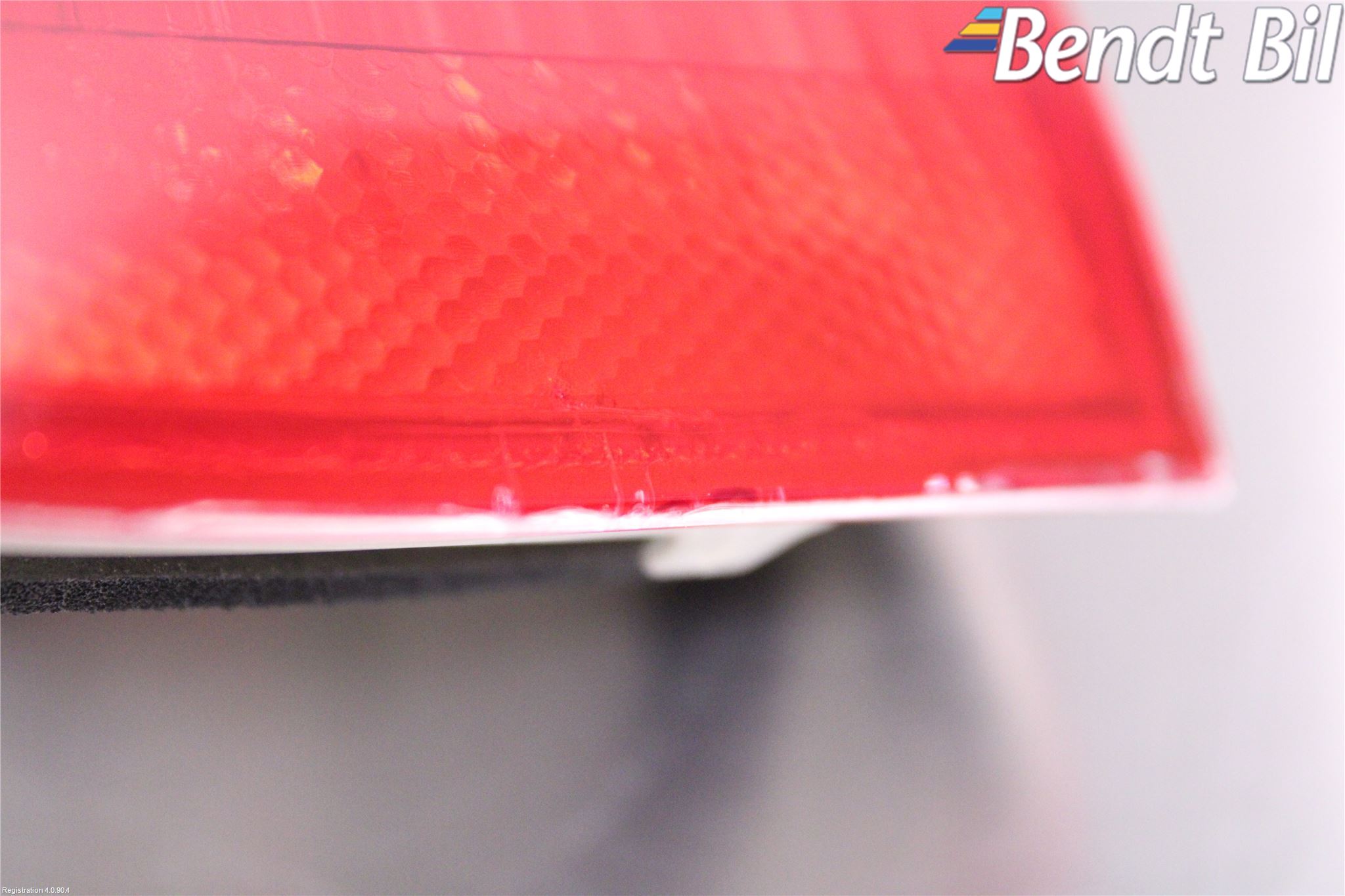 BMW 3 E90/91 SED/TOU 05-12 Bakljus Lucka Hö