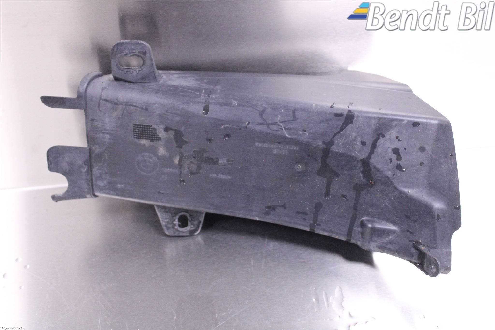 BMW 5 F10/F11/F18 09-17 Deflektor Plåt-Plast Kylning