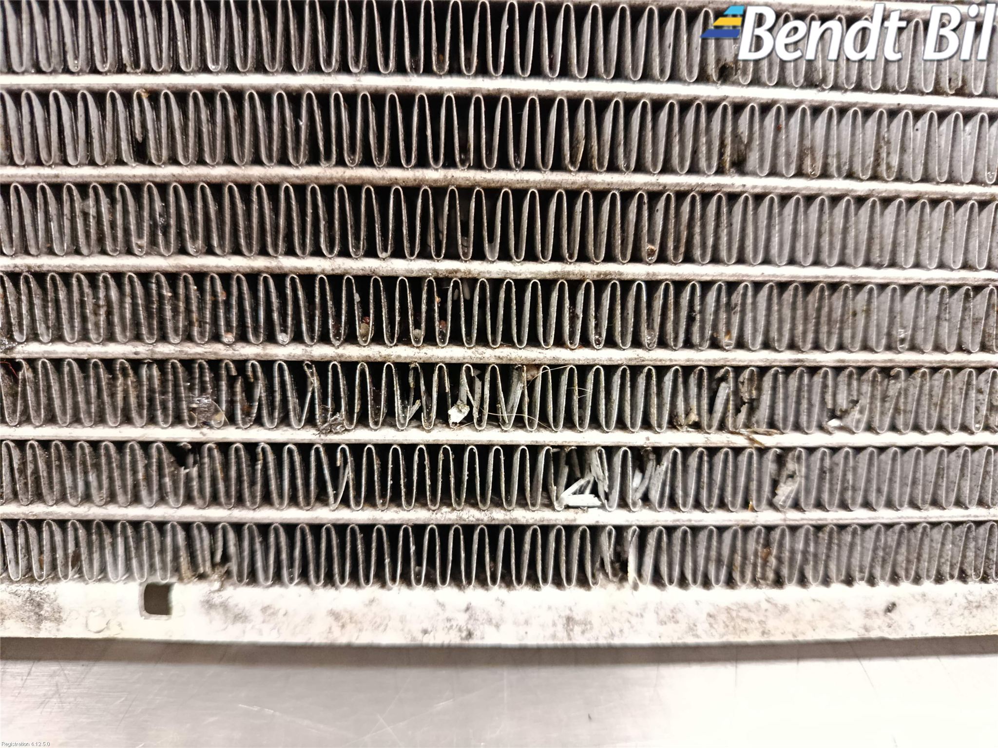 BMW 6 E63/64    02-10 Kylare Aut