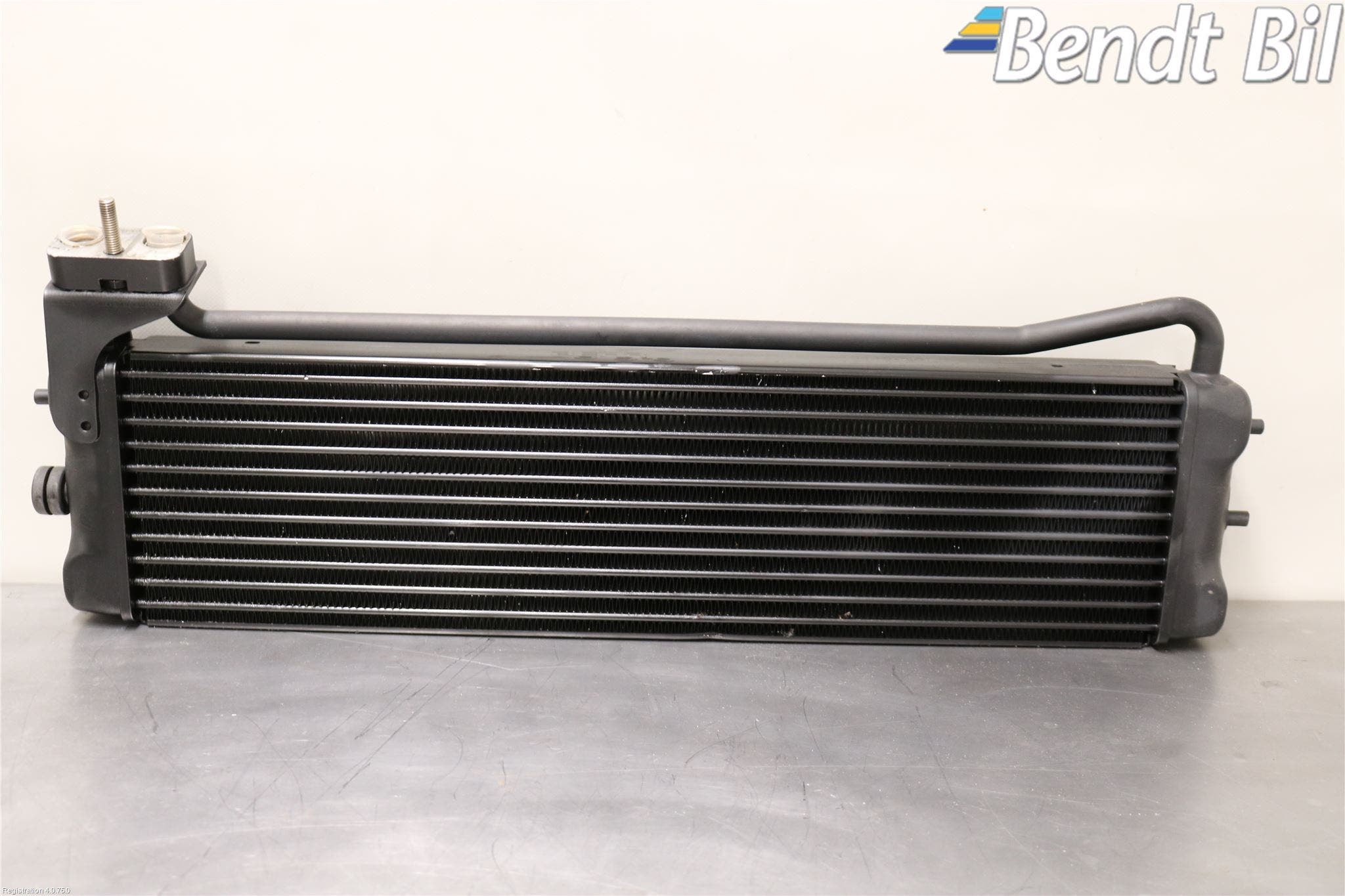 BMW 5 E60/61 Sed/Tou 02-10 Oljekylare Motor