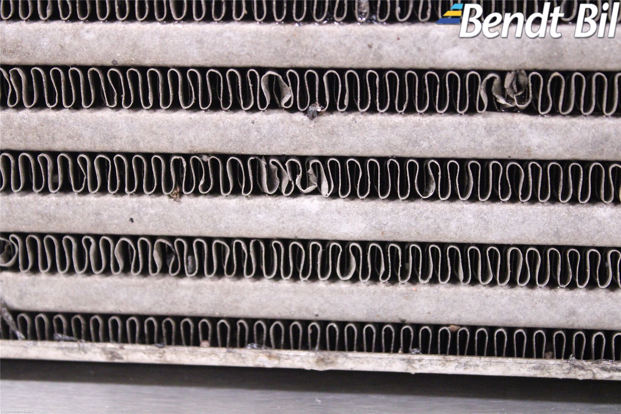 BMW 3 E90/91 SED/TOU 05-12 Laddluft-Intercooler Kyl