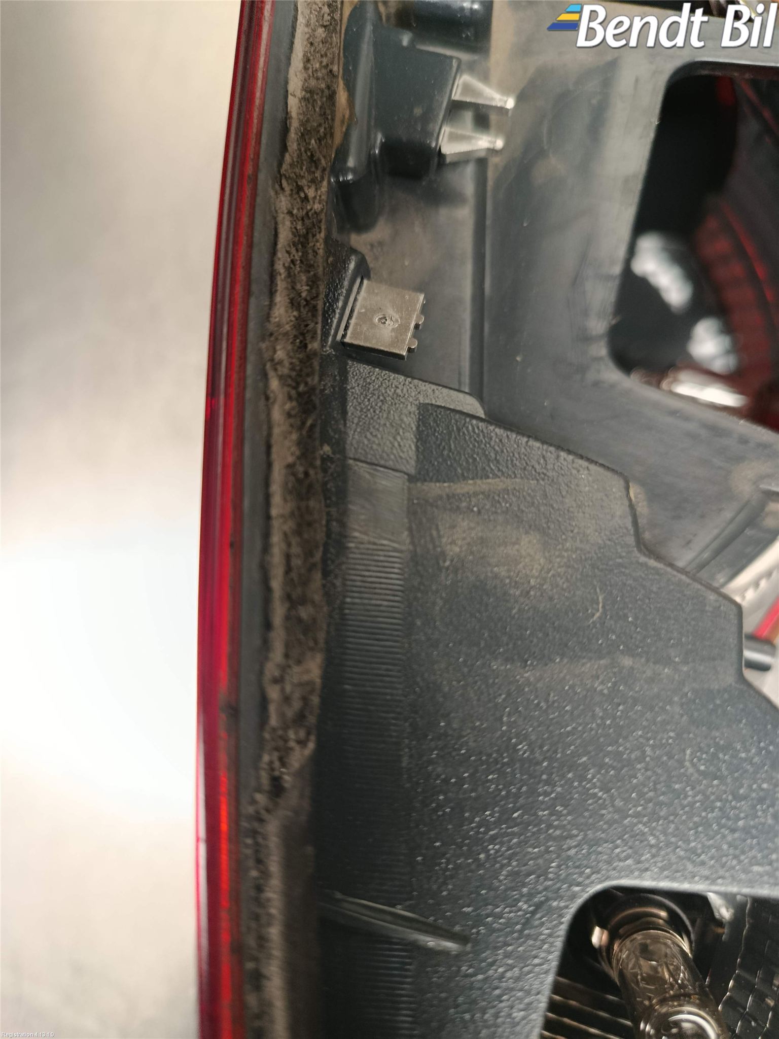 BMW 5 F10/F11/F18 09-17 Bakljus Lucka Hö