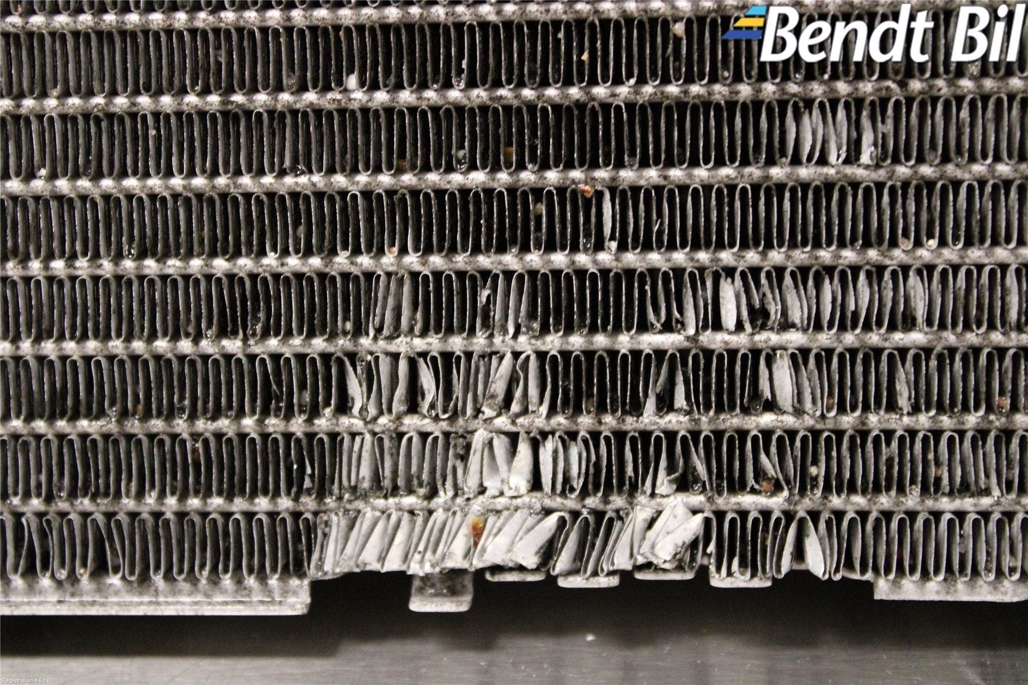 BMW 4 F32/F33/F82/F83 13-20 Kylare Aut