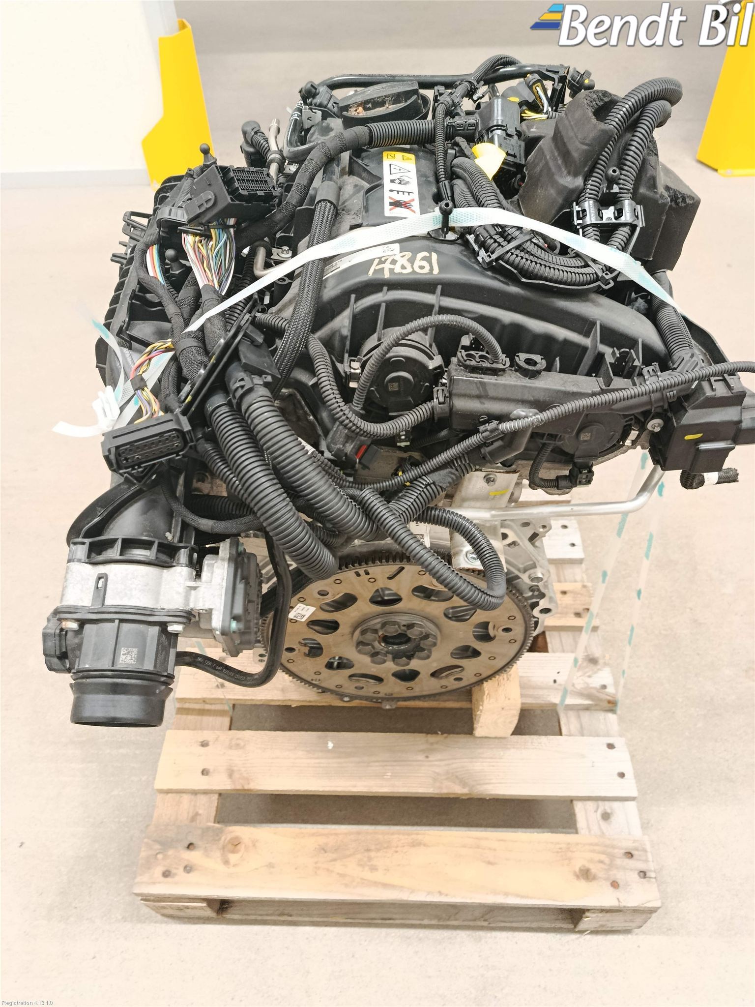 Mini COUNTRYMAN F60 17-23 Motor Bensin