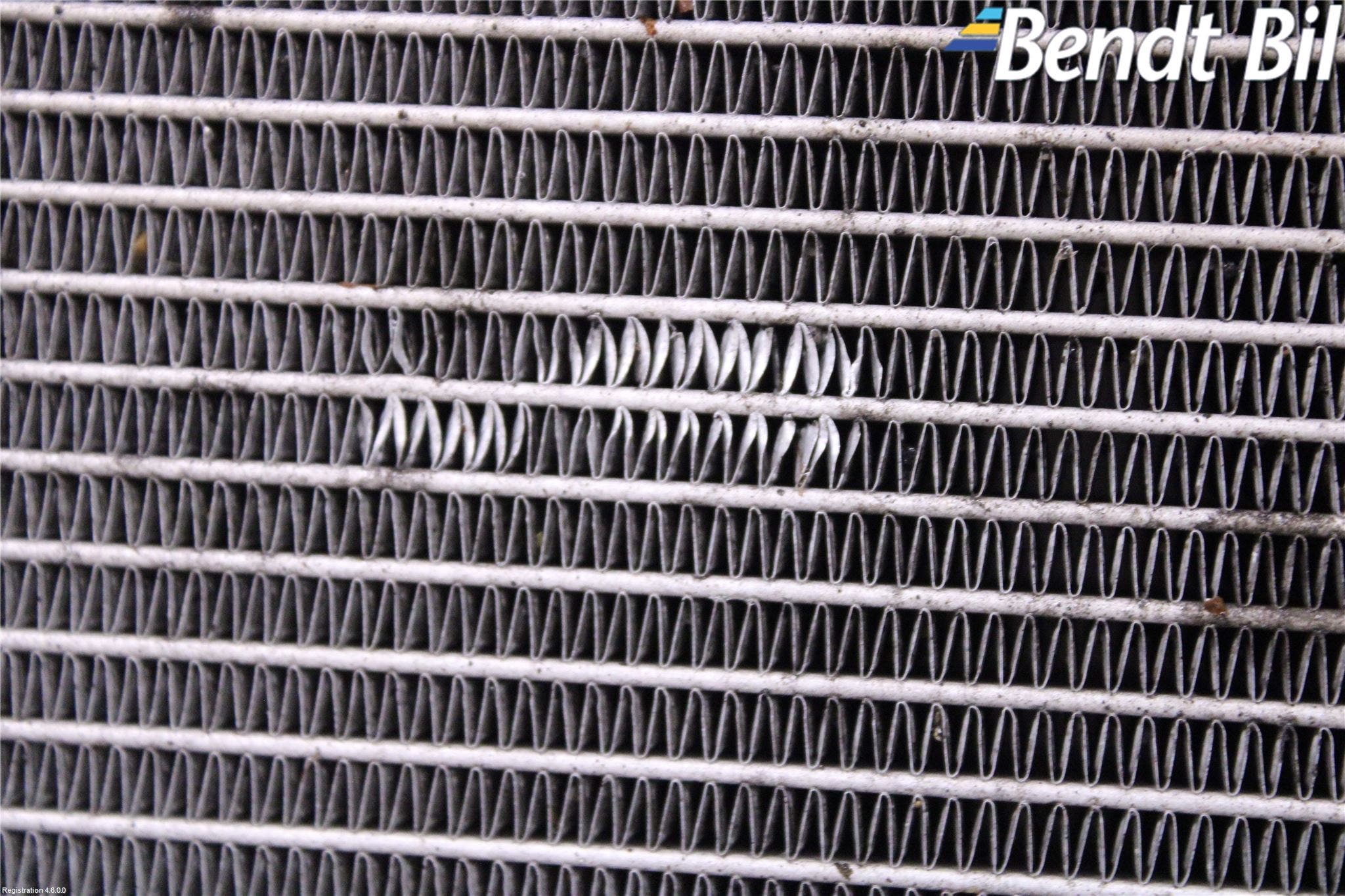 BMW 5 G30/G31/F90 17-23 Kylare Aut