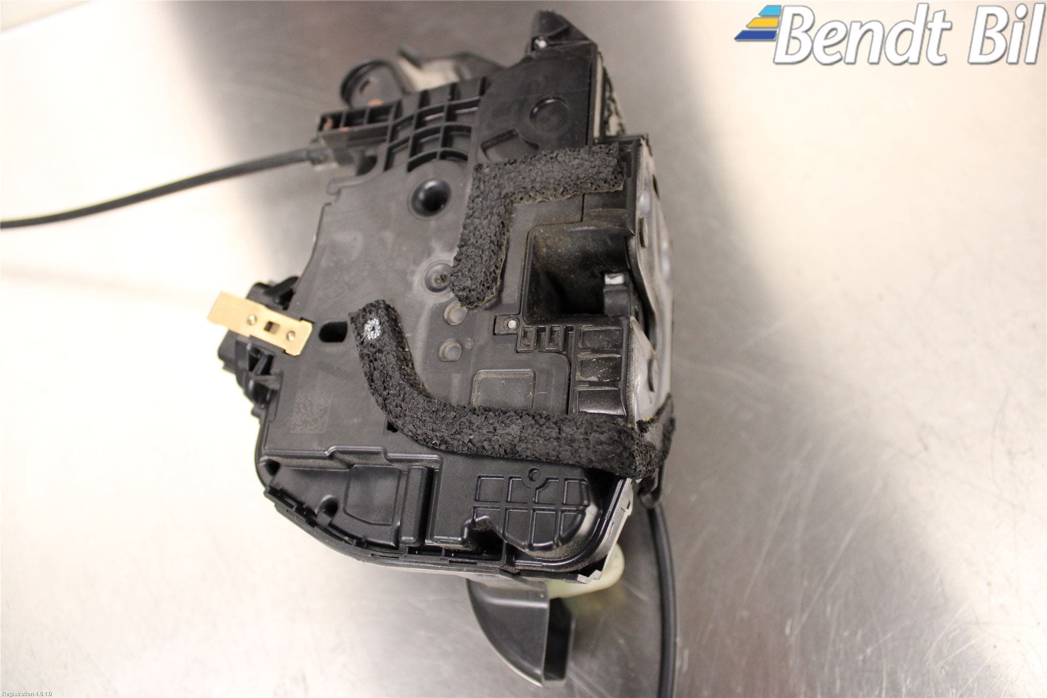 Opel VIVARO 15-19 Låskista-Dörrlås