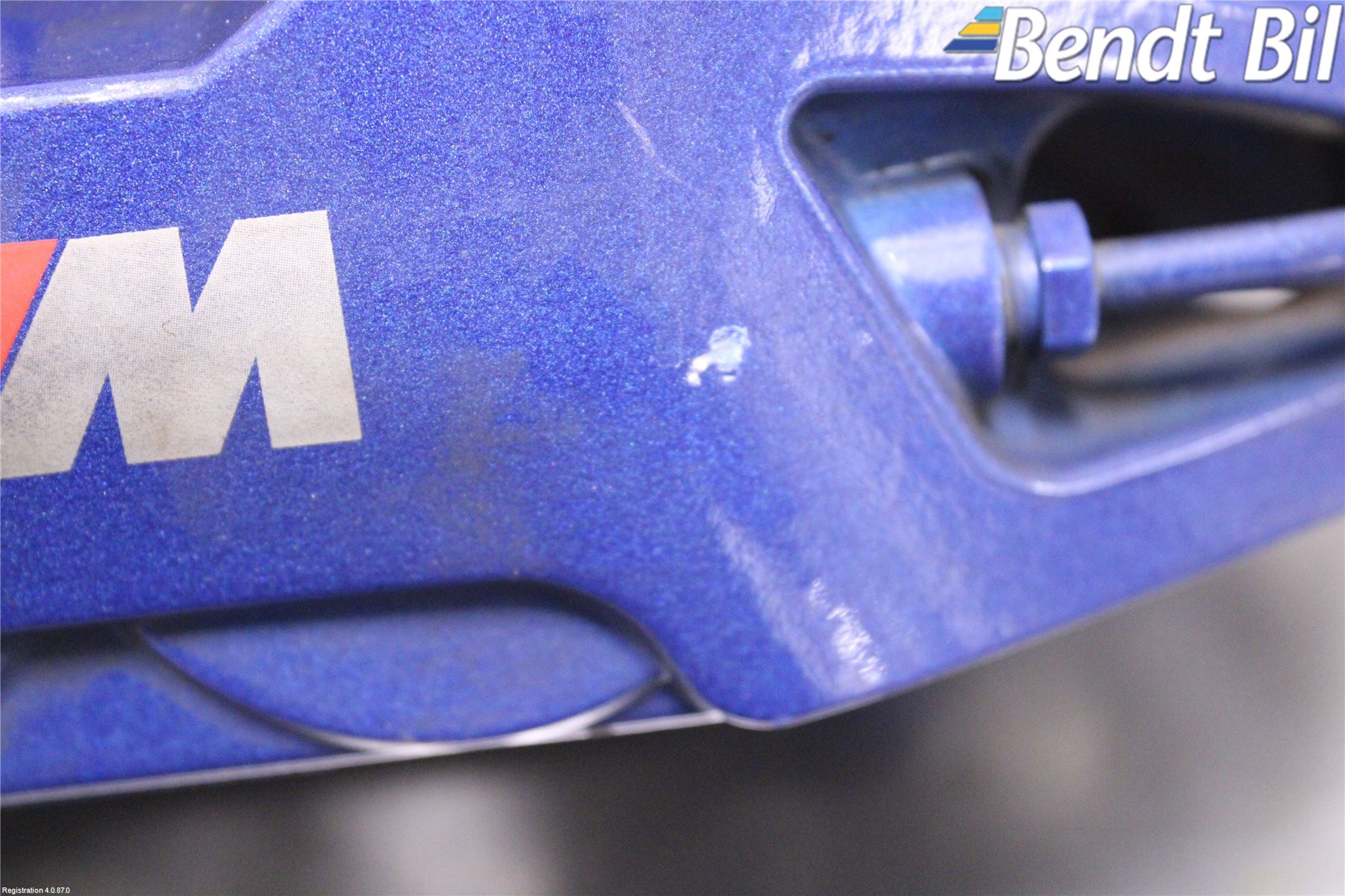 BMW 5 G30/G31/F90 17-23 Bromsok Fram Vänster