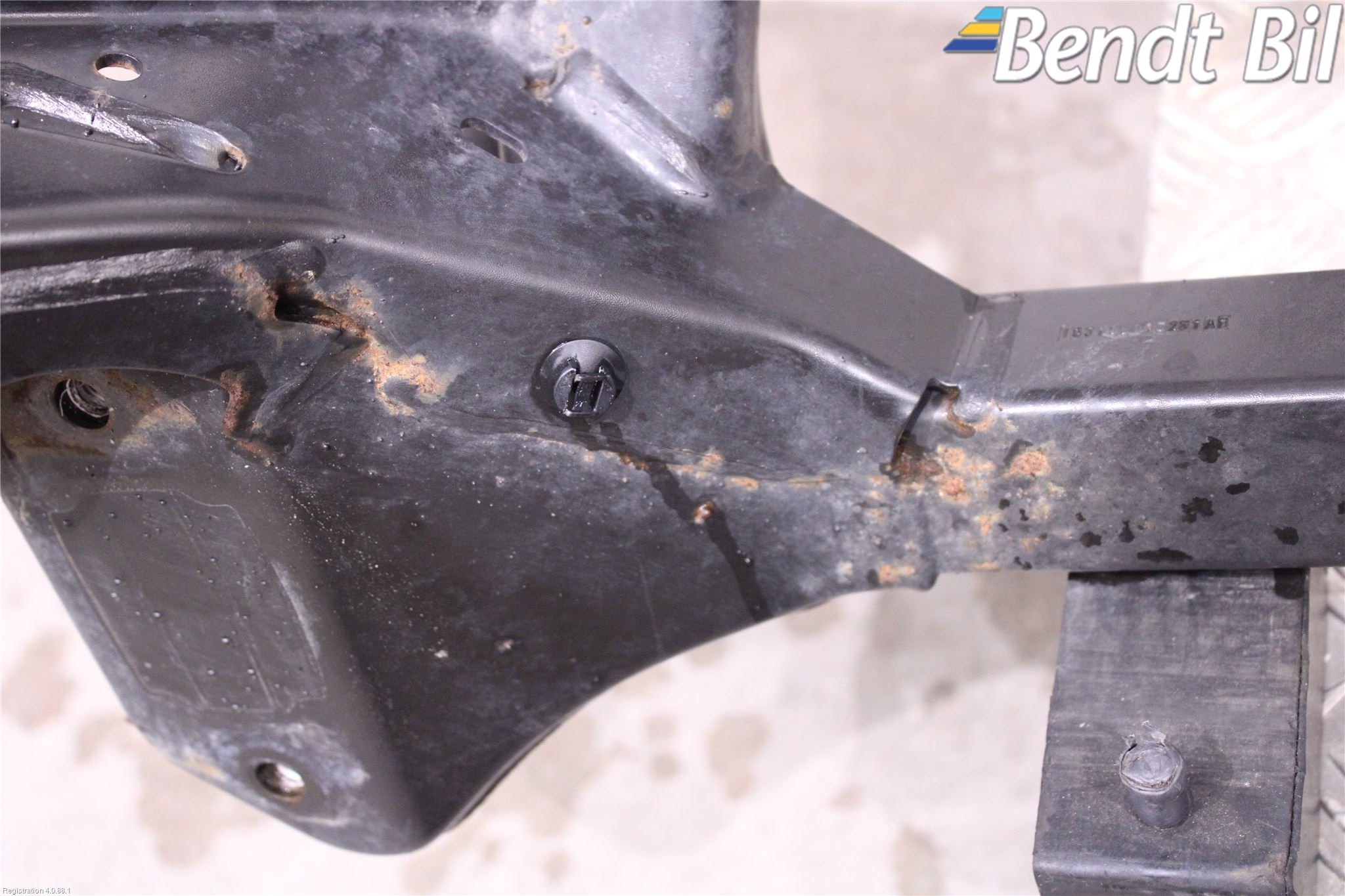 BMW X3 F25 10-17 Framvagnsbalk