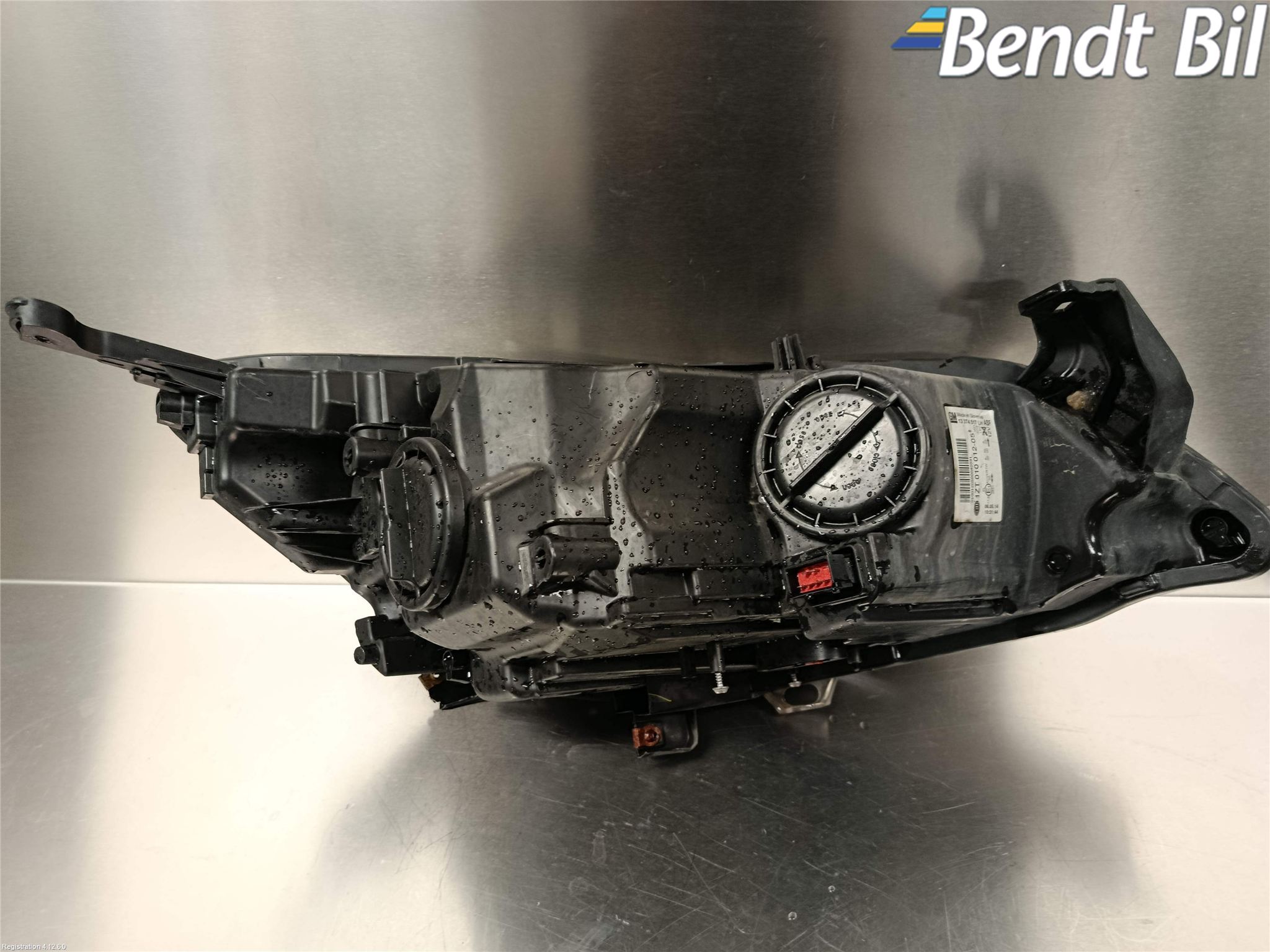 Opel ASTRA J 10-15 Strålkastare Vänster