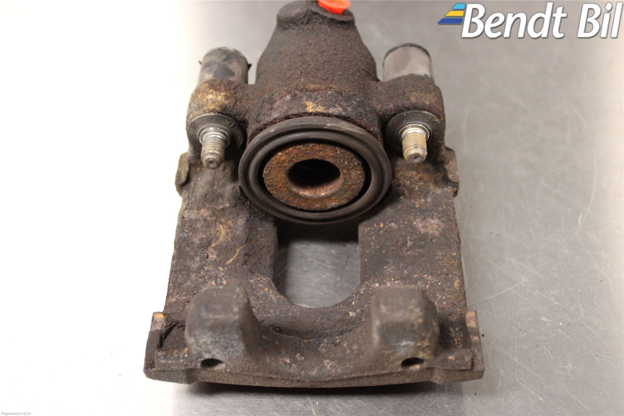 Saab 9-5     06-10 Bromsok Bak Höger