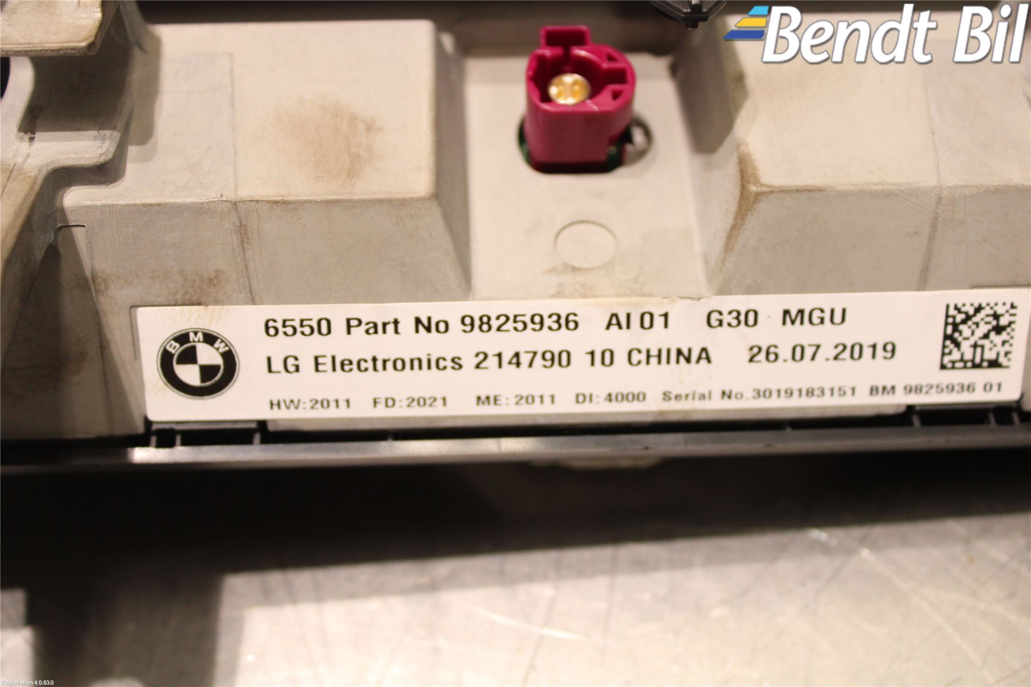 BMW 5 G30/G31/F90 17-23 Bildskärm