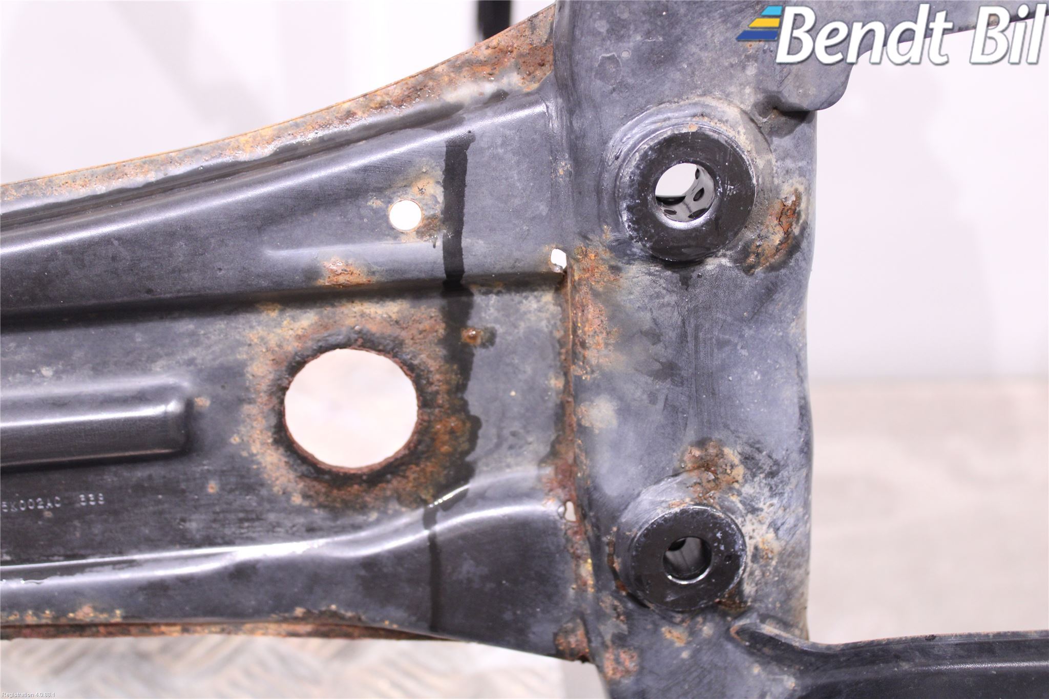 BMW X3 F25 10-17 Framvagnsbalk