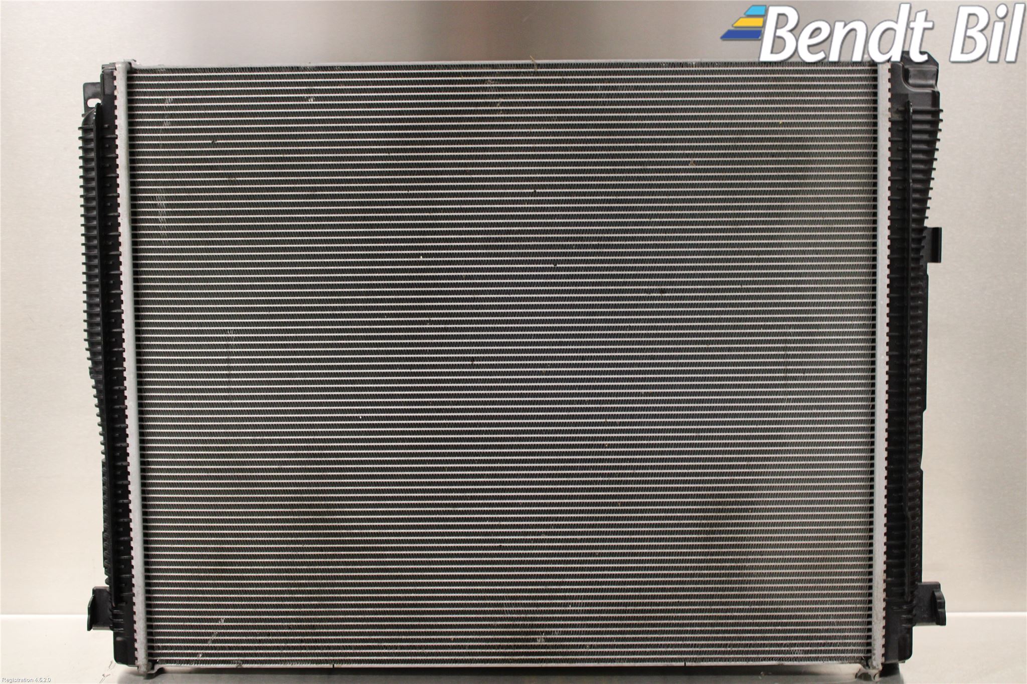 BMW 3 G20/G21/G80/G81 19- Kylare Aut