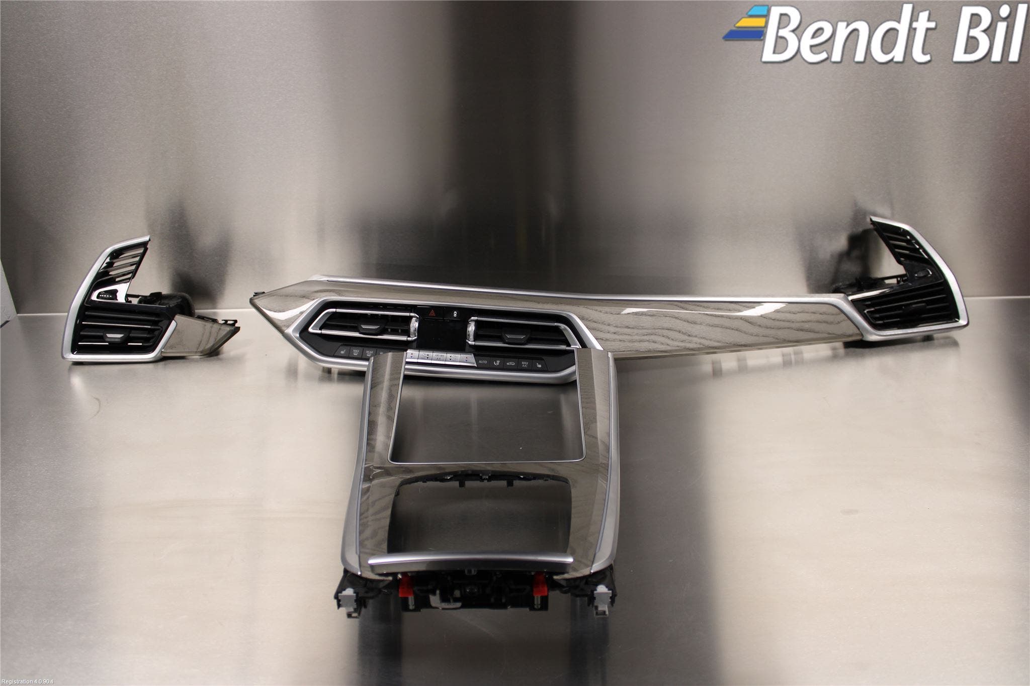 BMW X5 G05 18- Instrumentbräda Inlägg-Dekorlist