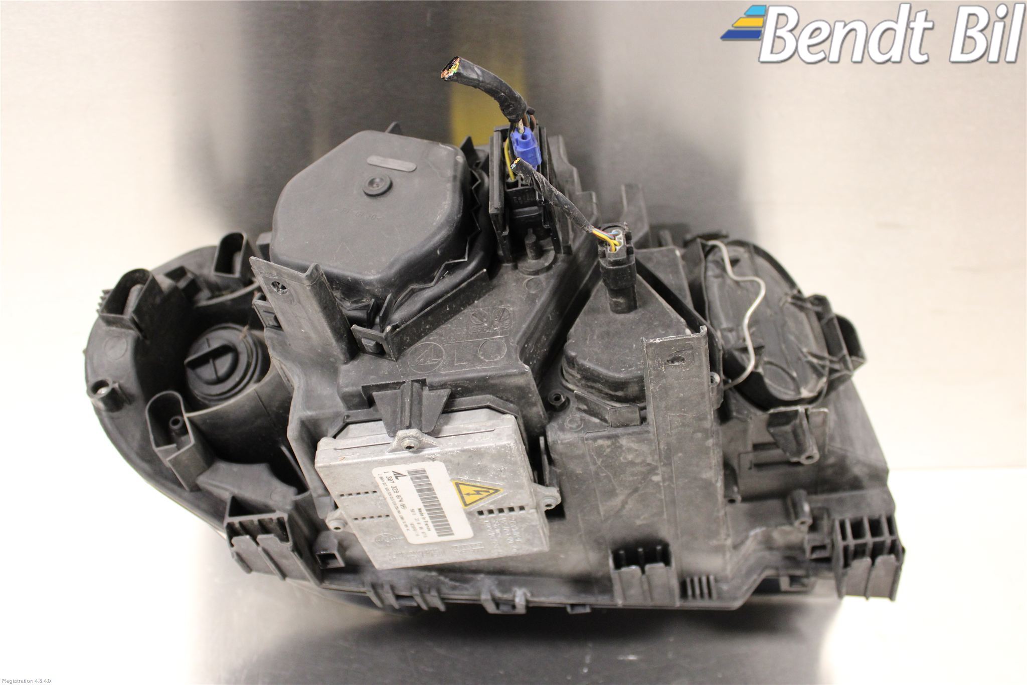 BMW X3 E83     03-10 Strålkastare Vänster