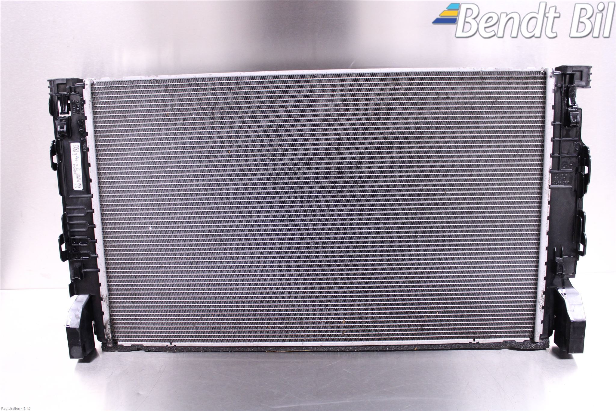 BMW 5 G30/G31/F90 17-23 Kylare Aut