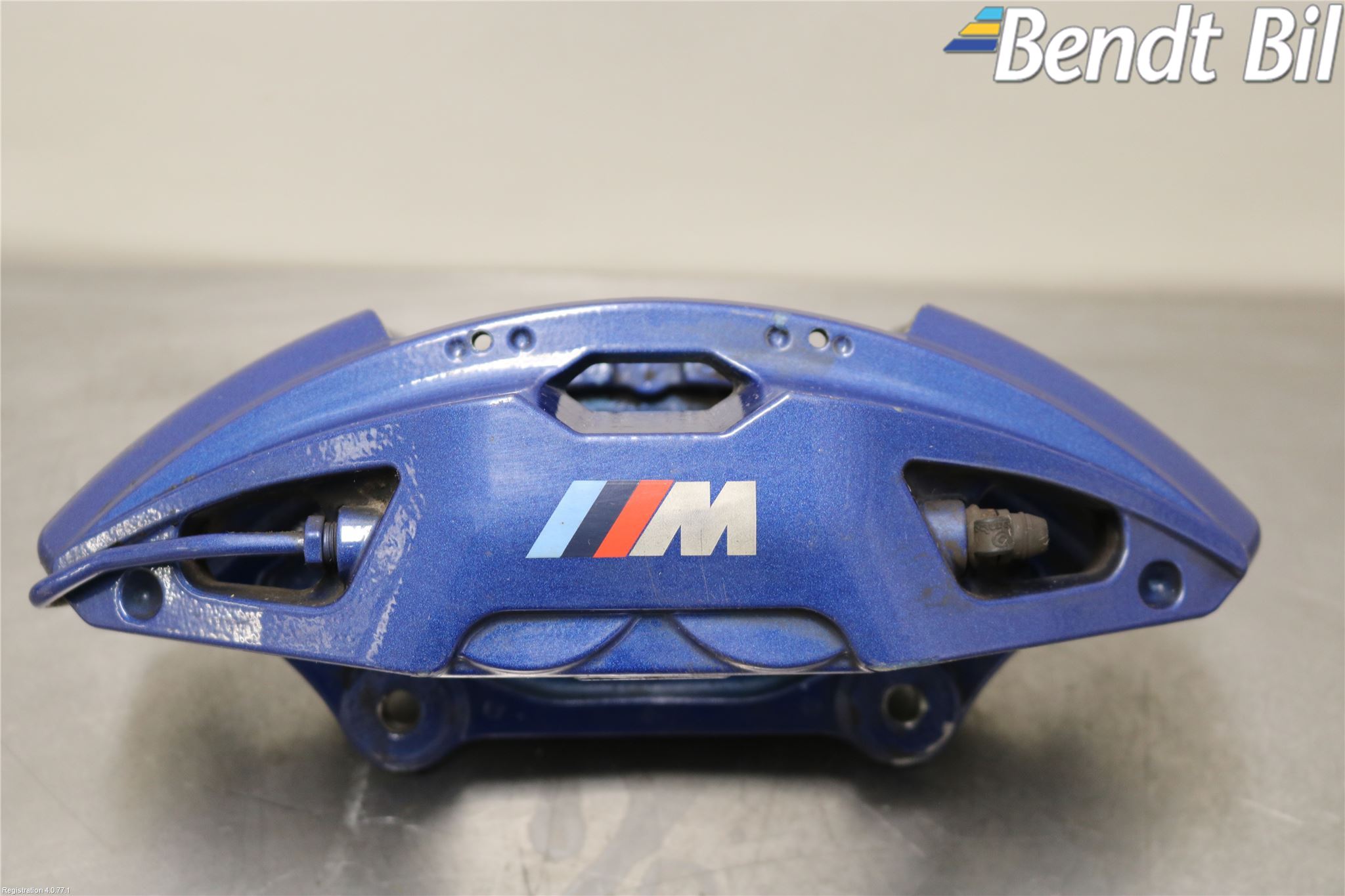 BMW 5 G30/G31/F90 17-23 Bromsok Fram Höger