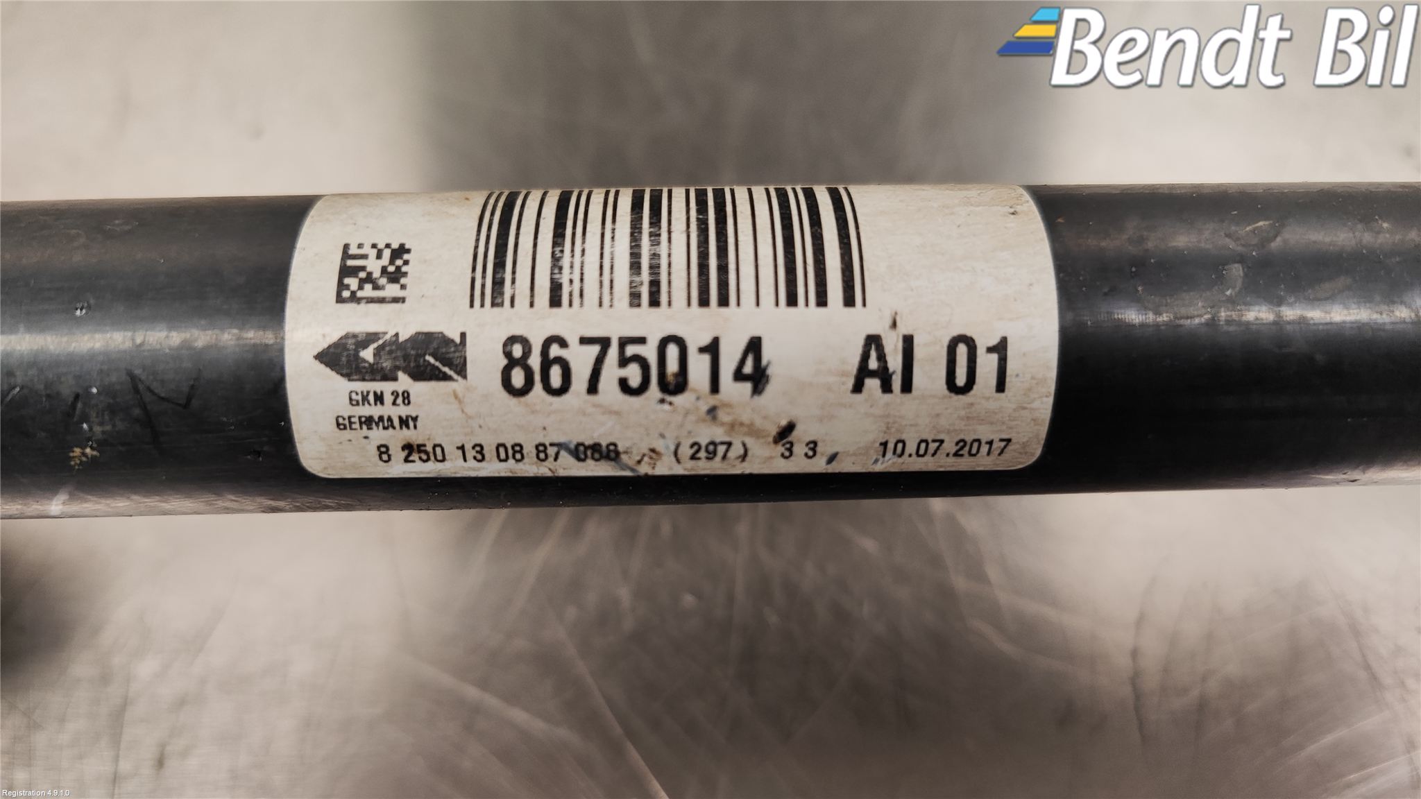 BMW X4 F26 14-18 Drivaxel Fram Höger