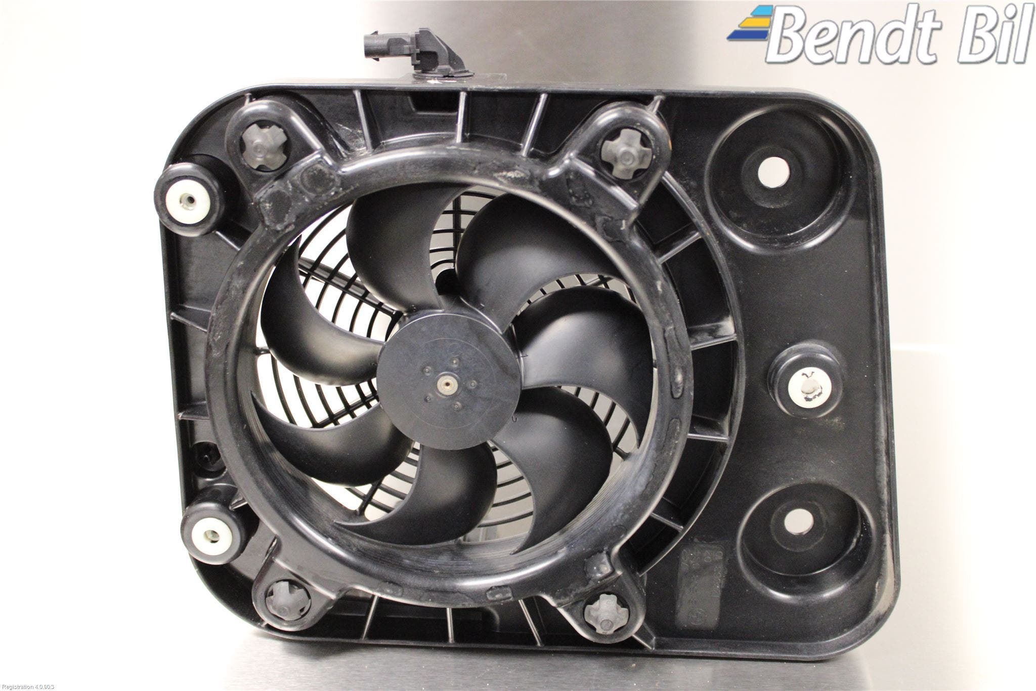 BMW i3 I01 13-22 Kylfläkt El