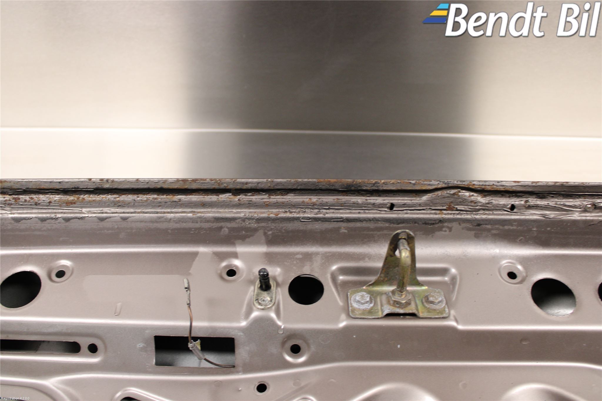 BMW 3 E30 83-94 Baklucka (Ej Med Ruta)