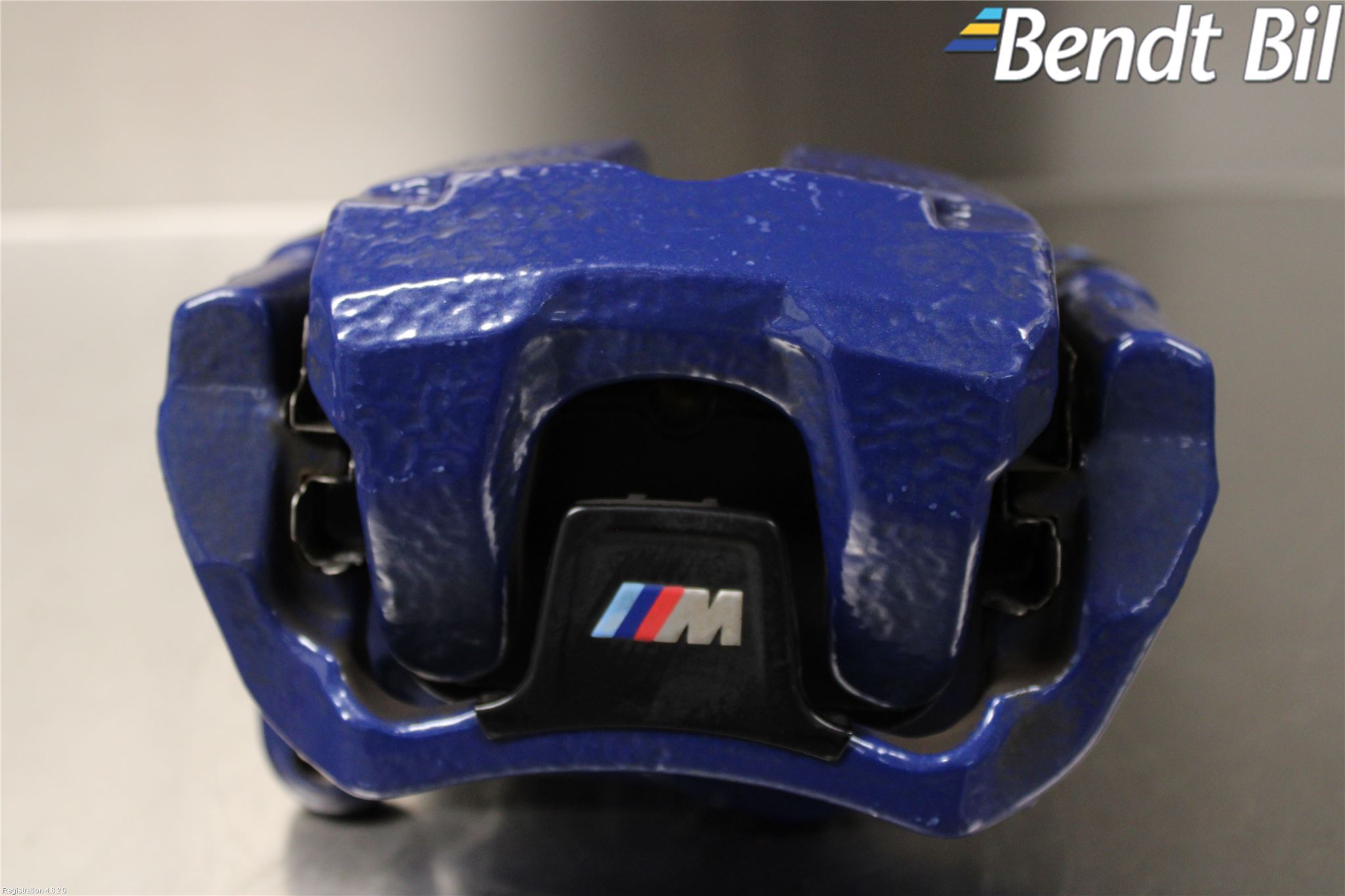 BMW 5 G30/G31/F90 17-23 Bromsok Bak Vänster