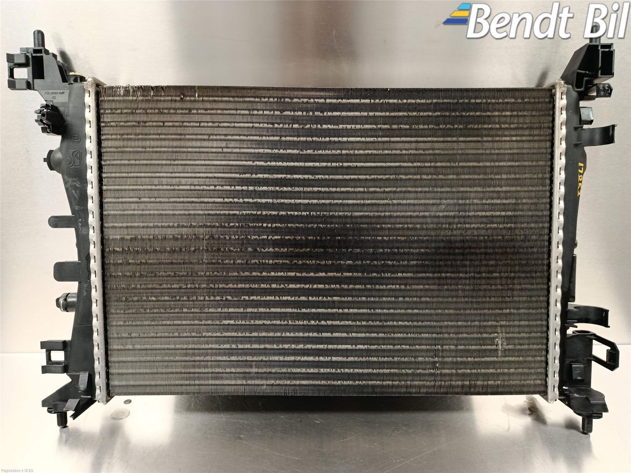 Opel CORSA E 15-19 Kylare Man