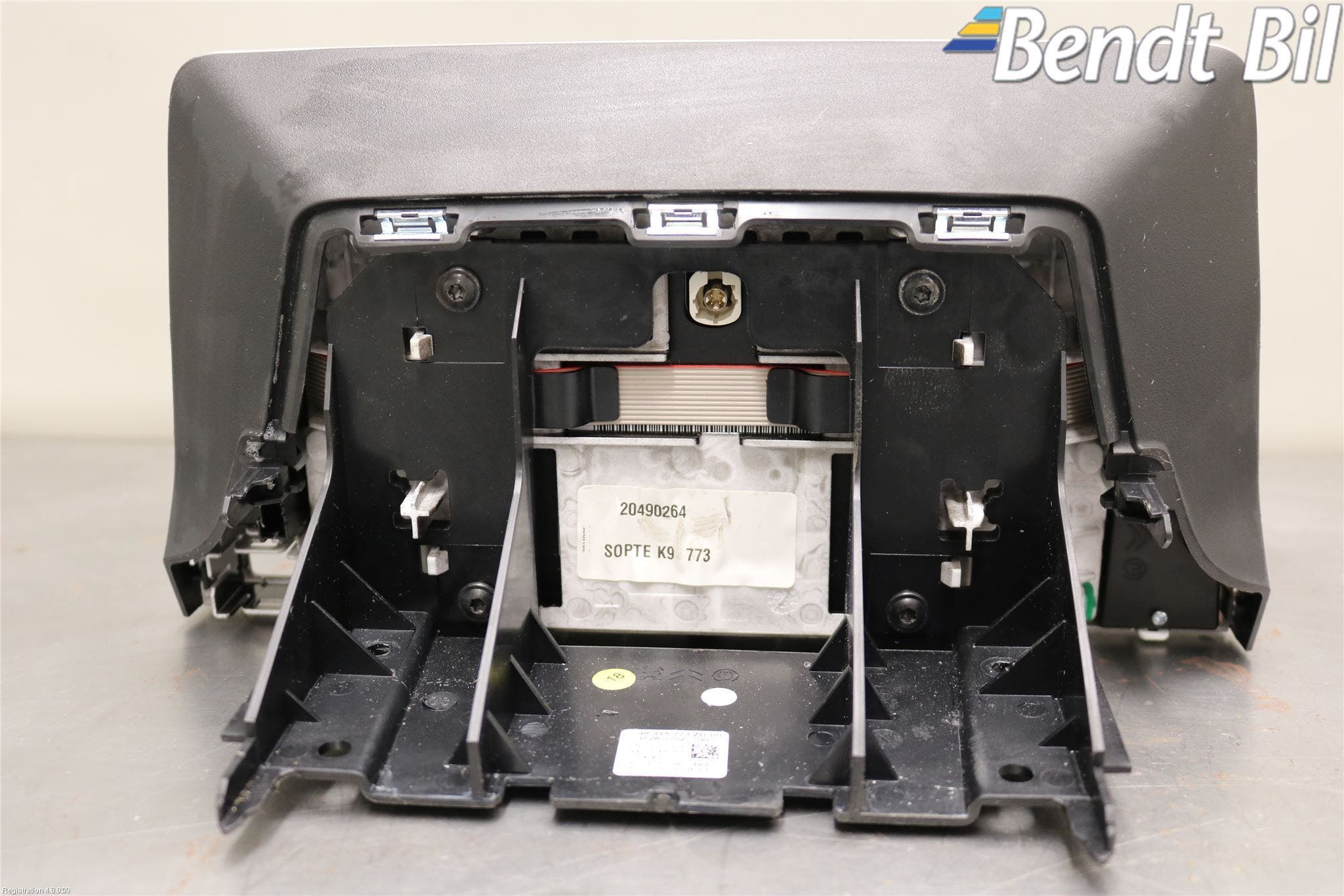 Opel COMBO E 19- Bildskärm