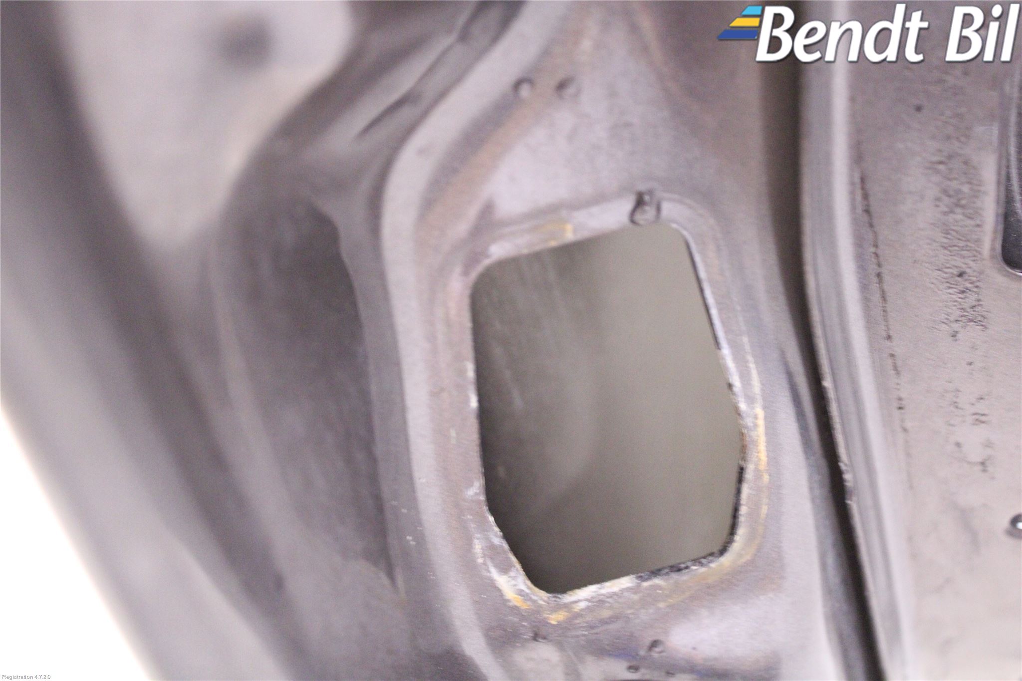 BMW 5 F10/F11/F18 09-17 Dörr Fram Höger