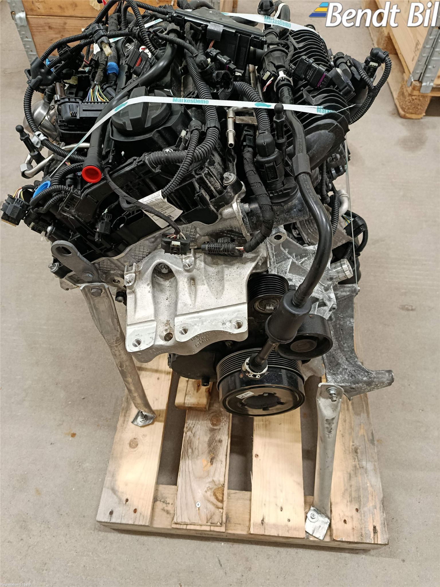 BMW X1/iX1 U11 23- Motor Bensin