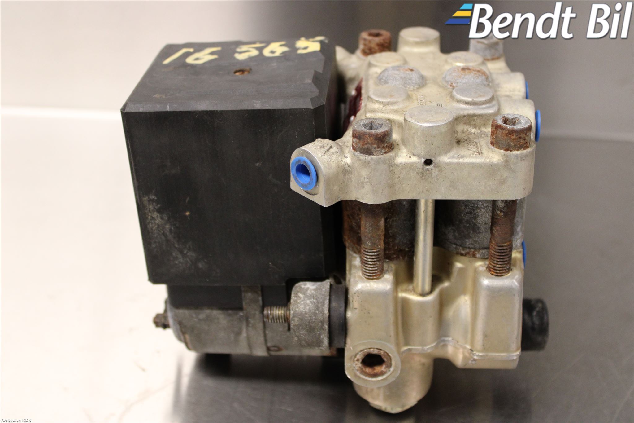 BMW 5 E28      81-88 Abs Hydraulaggregat