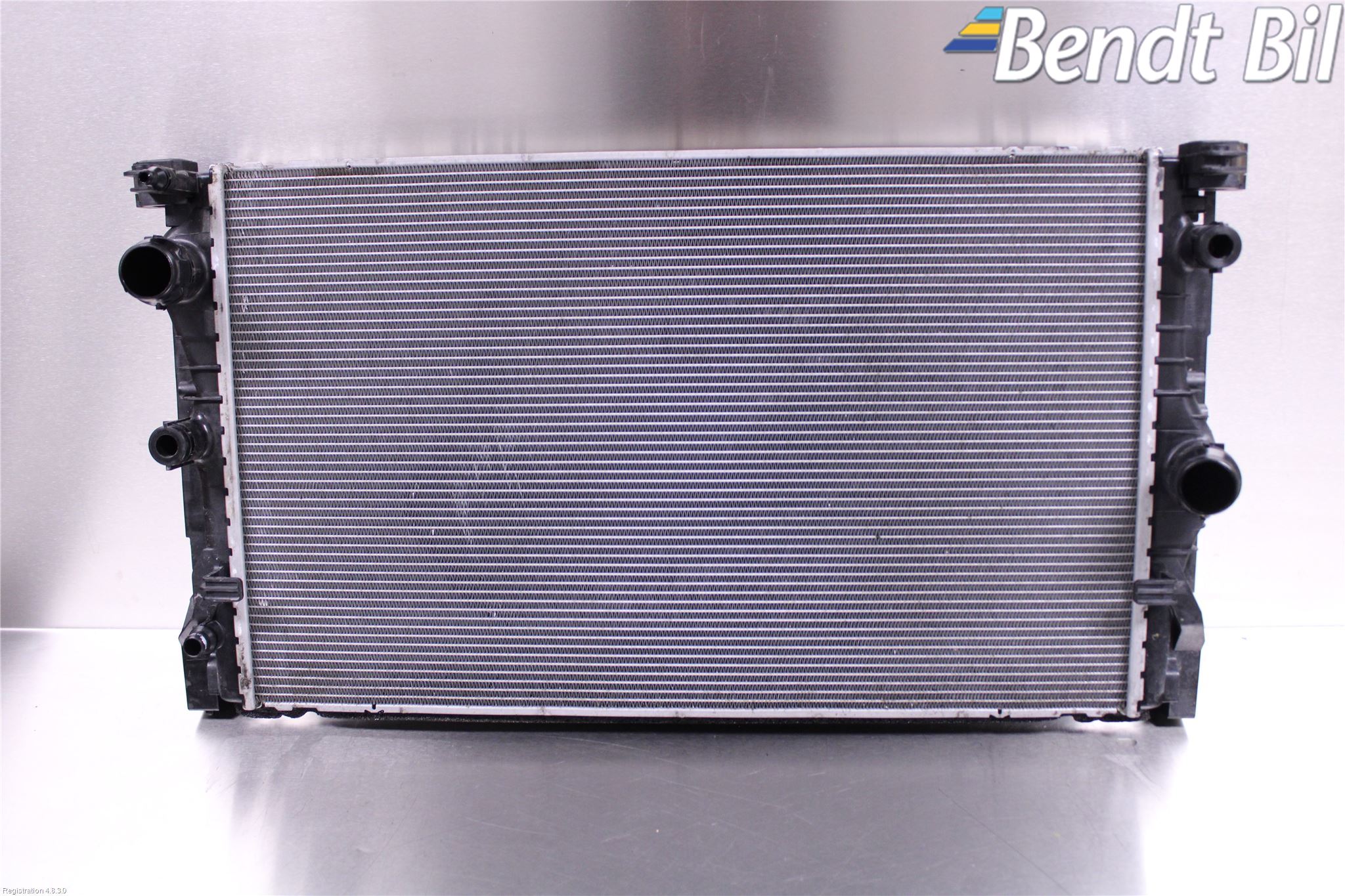 BMW 5 G30/G31/F90 17-23 Kylare Aut