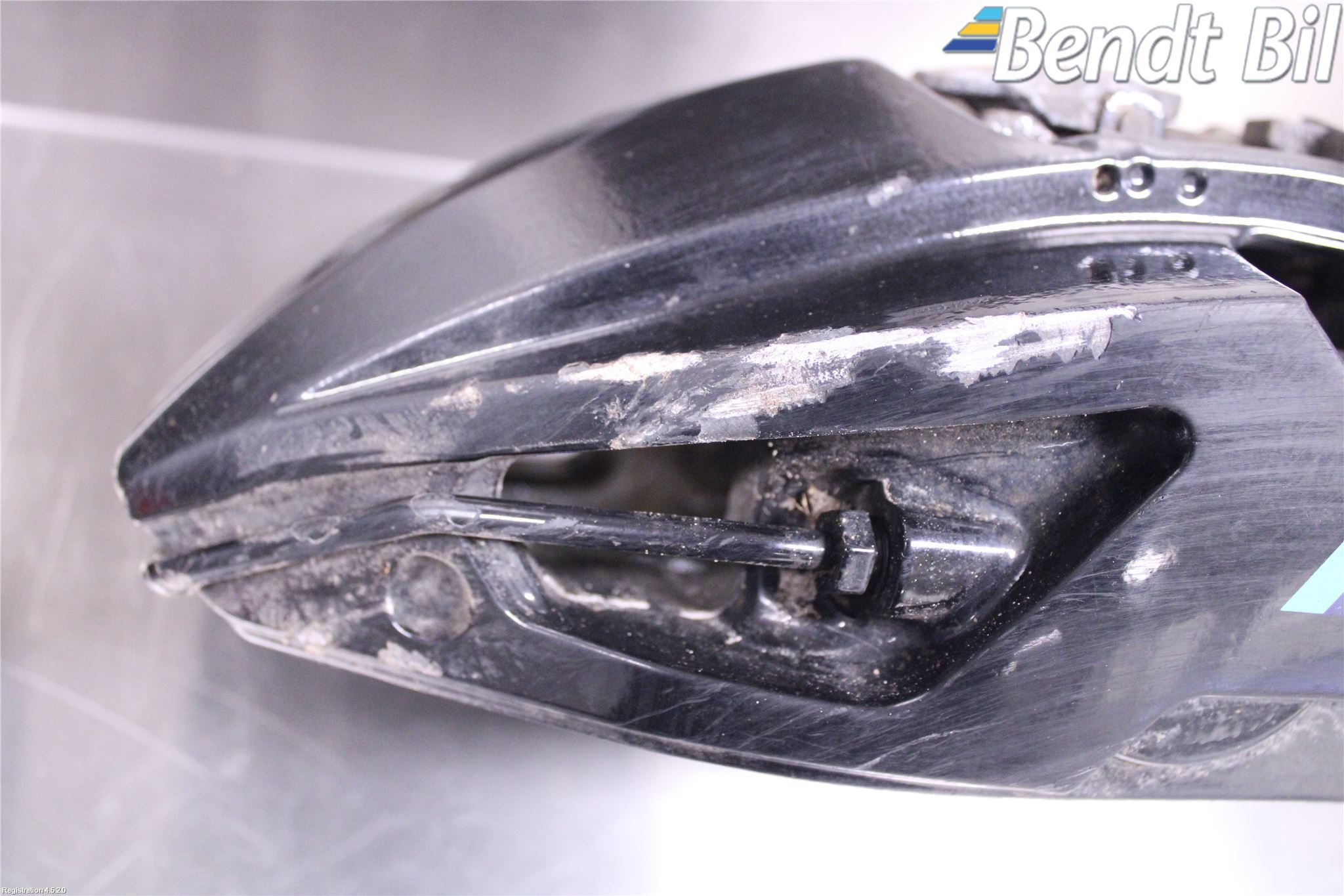 BMW iX I20 22- Bromsok Fram Vänster