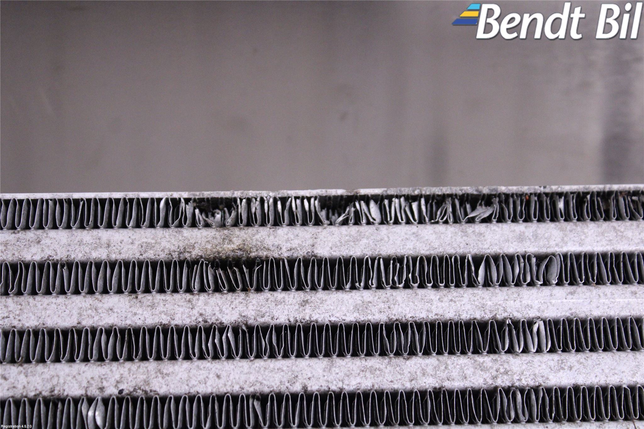 BMW 5 E60/61 Sed/Tou 02-10 Laddluft-Intercooler Kyl