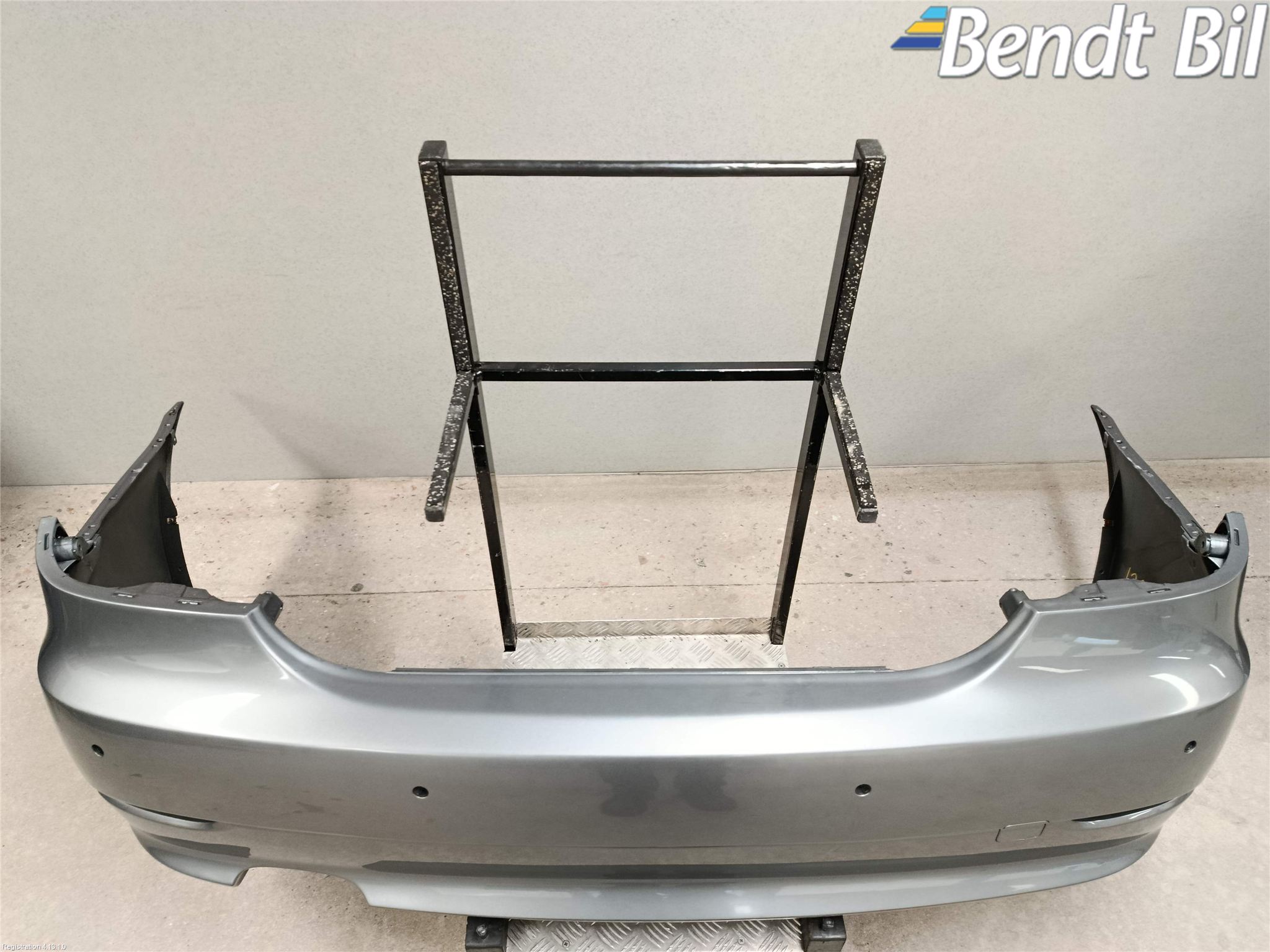 BMW 5 E60/61 Sed/Tou 02-10 Stötfångarbeklädnad Bak