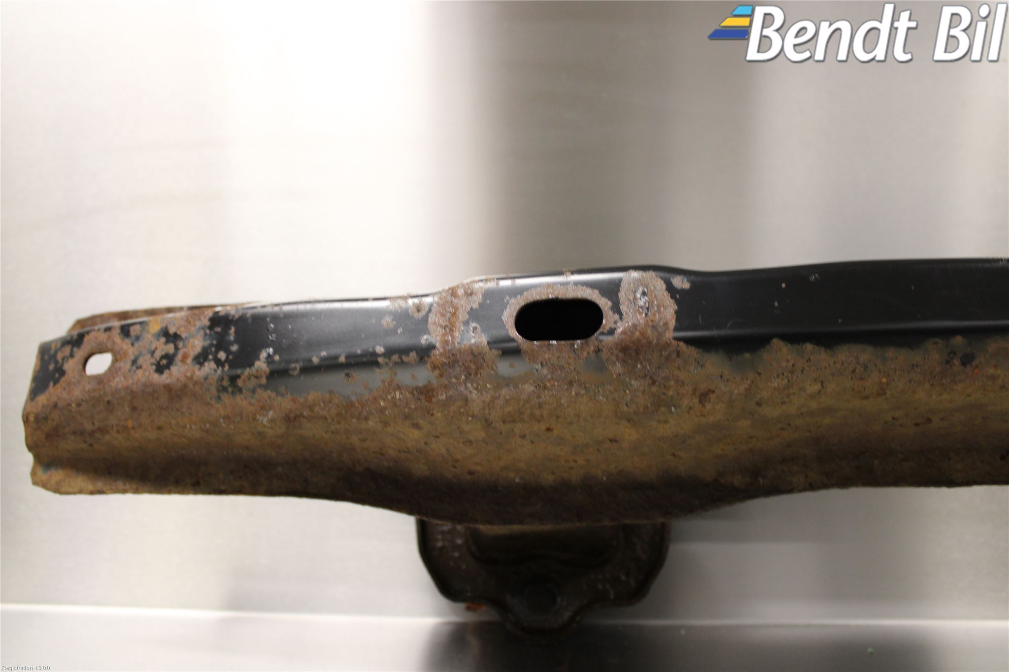 BMW 3 E92/93 Coupé/Cab 05-14 Stötfångarbalk Bak