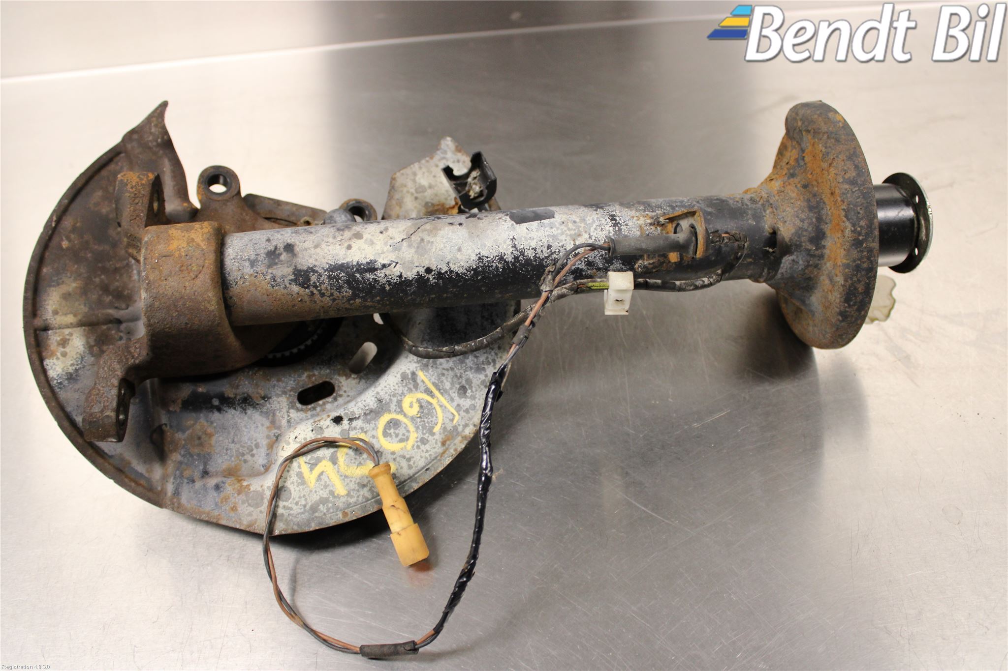 BMW 3 E30 83-94 Fjäderben Fram Vänster