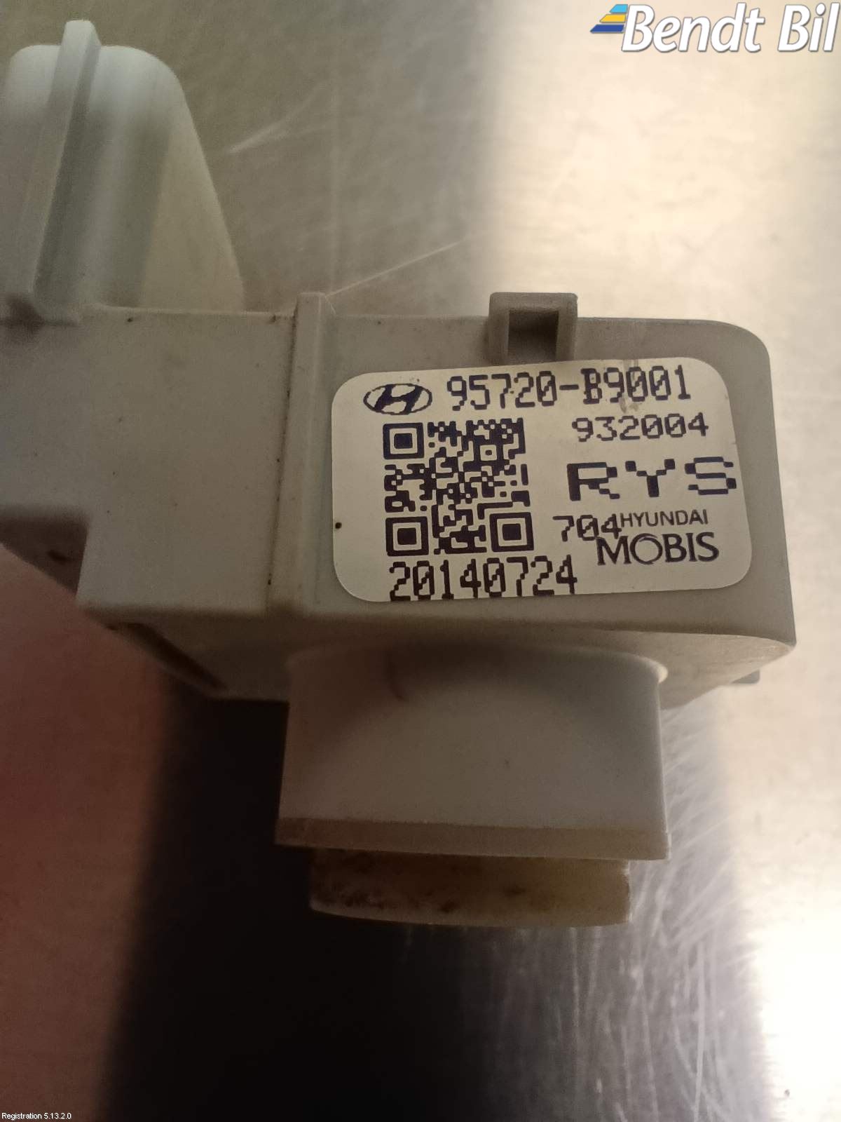 Hyundai i10 BA 14-16 Parkeringshjälp Backsensor