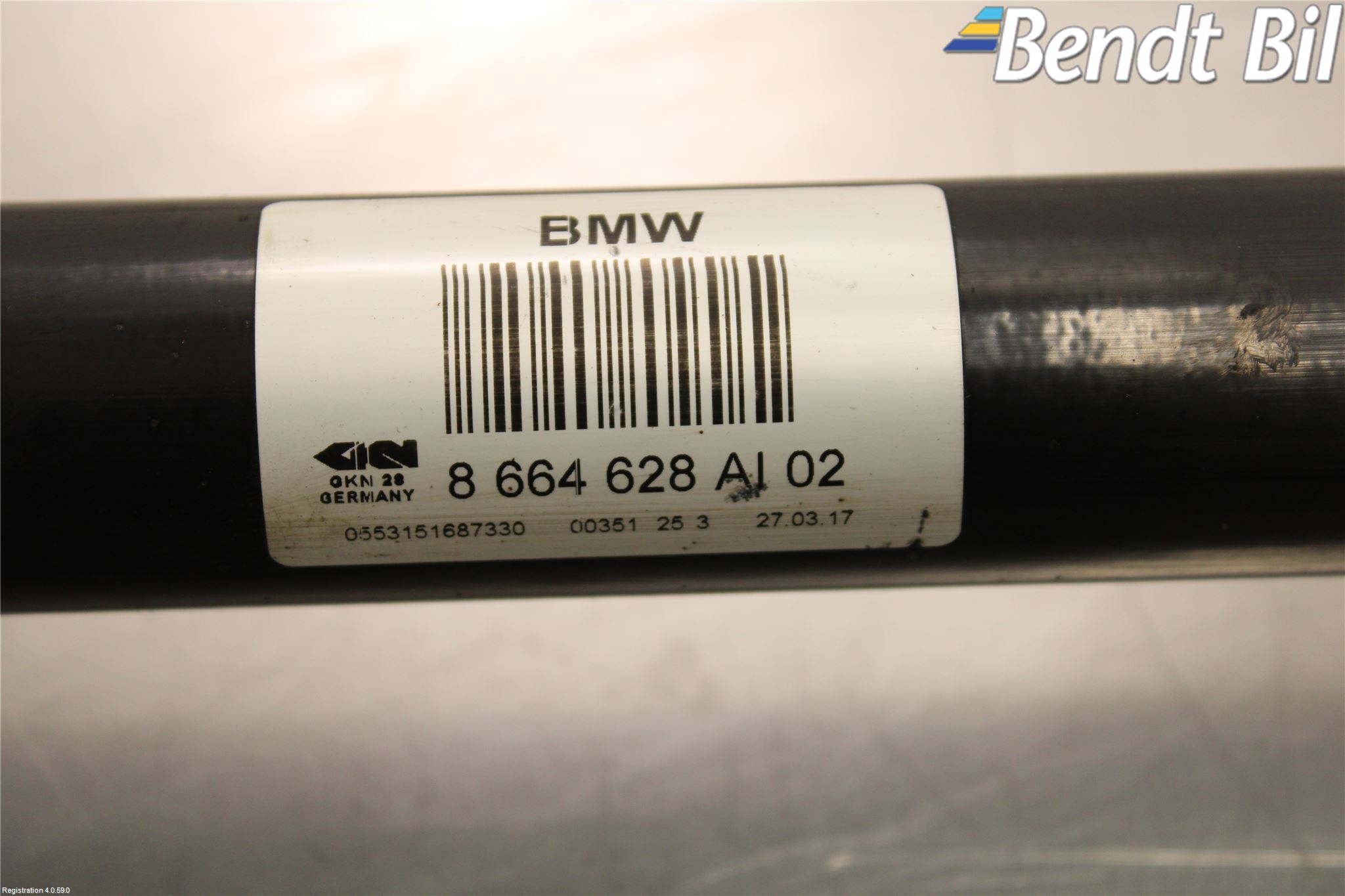 BMW 5 G30/G31/F90 17-23 Drivaxel Bak Höger