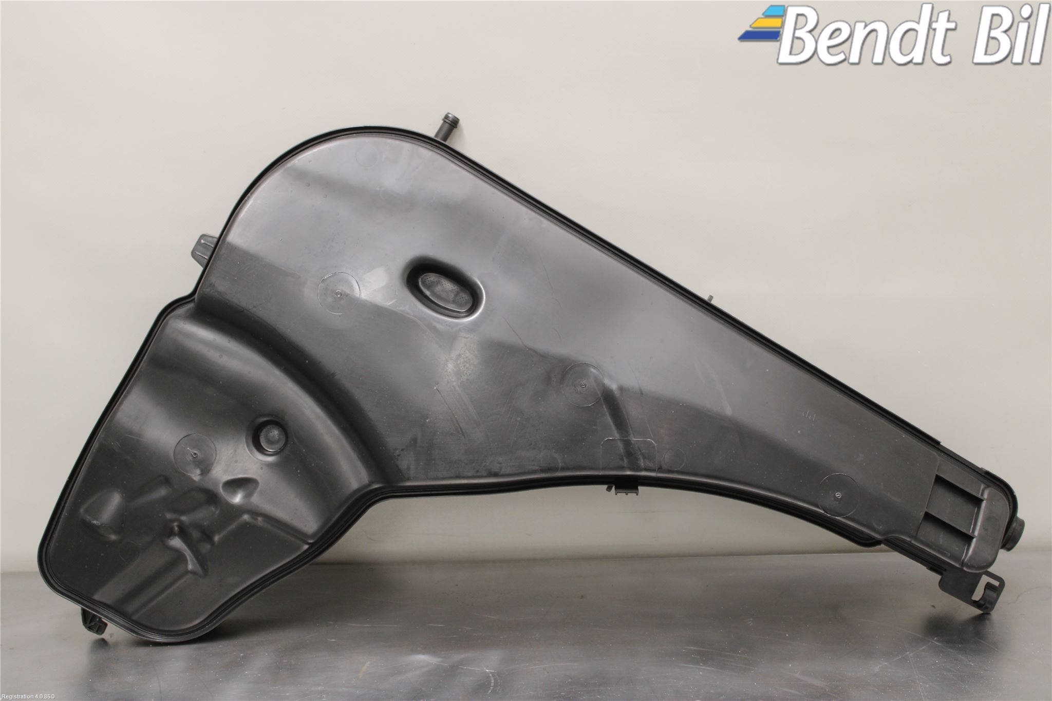 BMW X4 G02 18- Spolartank Vindruta