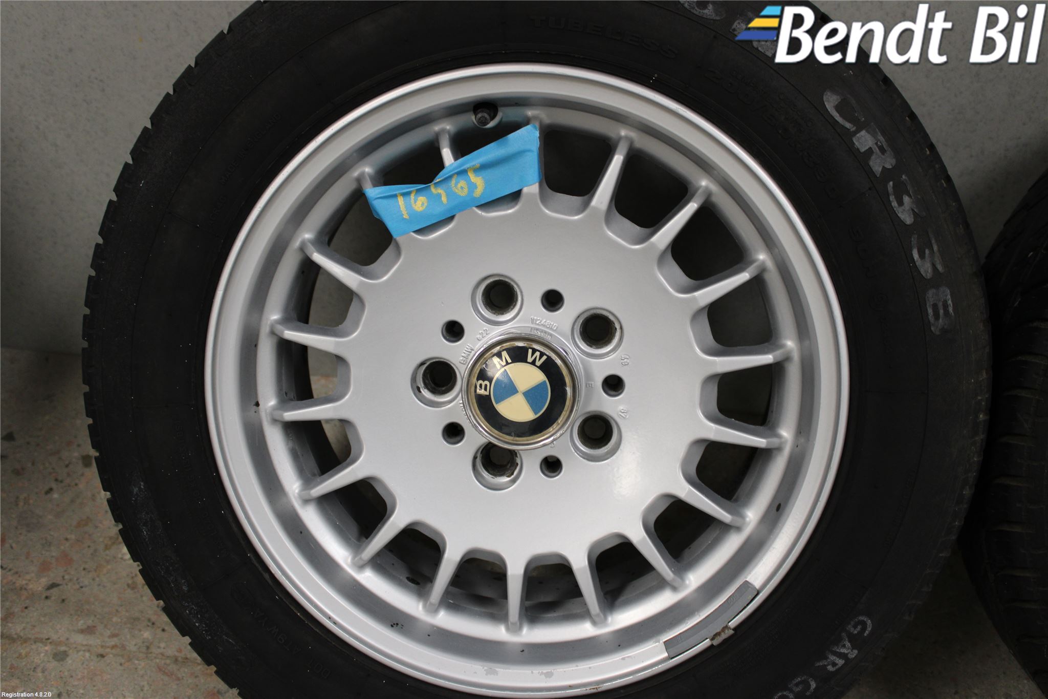 BMW 5 E28      81-88 Sommardäck Alumfälg 4St