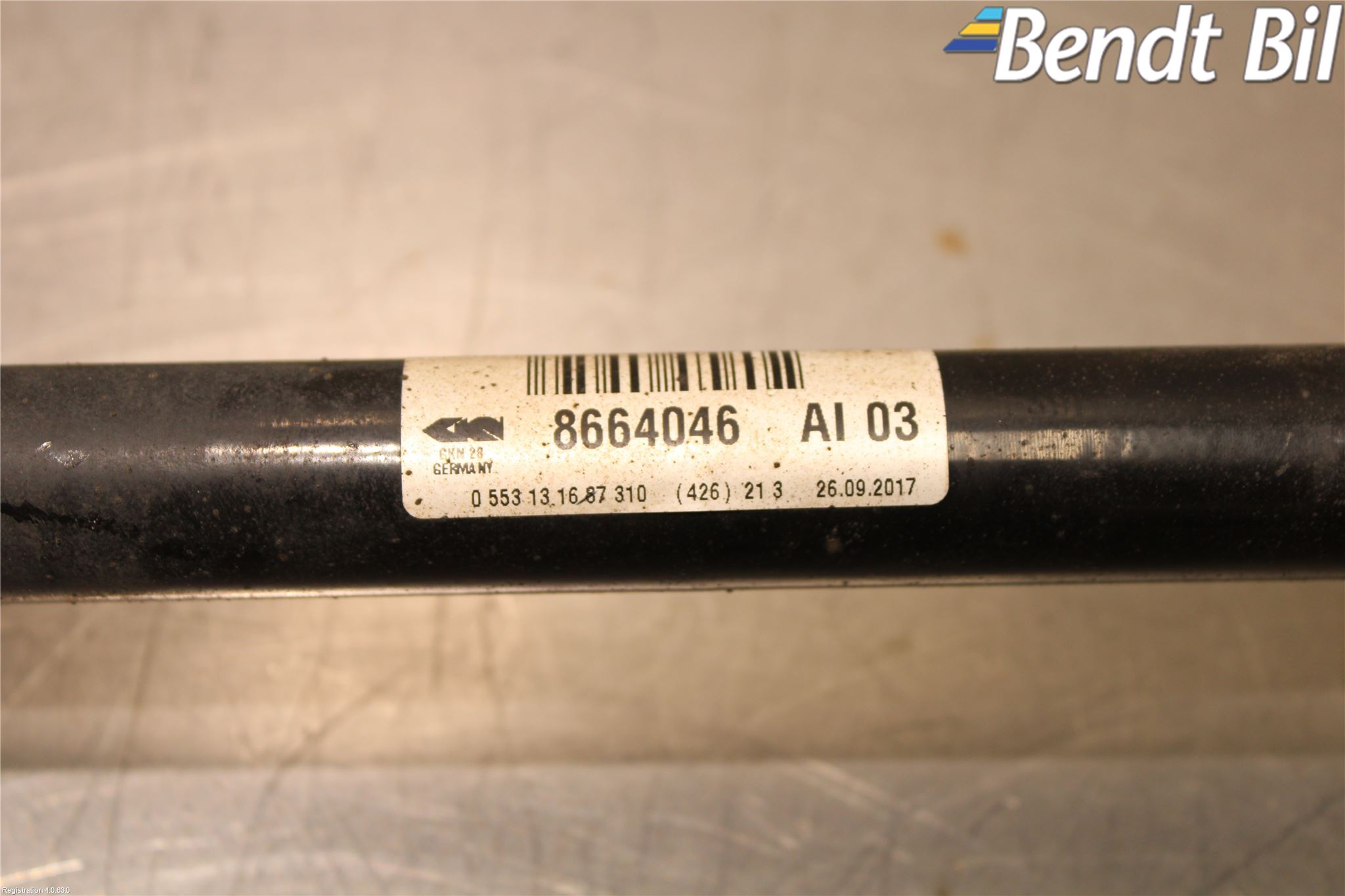 BMW 5 G30/G31/F90 17-23 Drivaxel Bak Höger