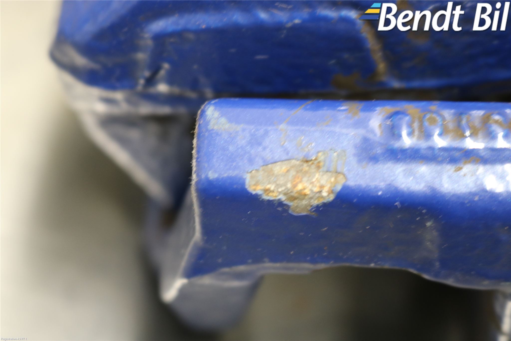 BMW 5 G30/G31/F90 17-23 Bromsok Bak Vänster