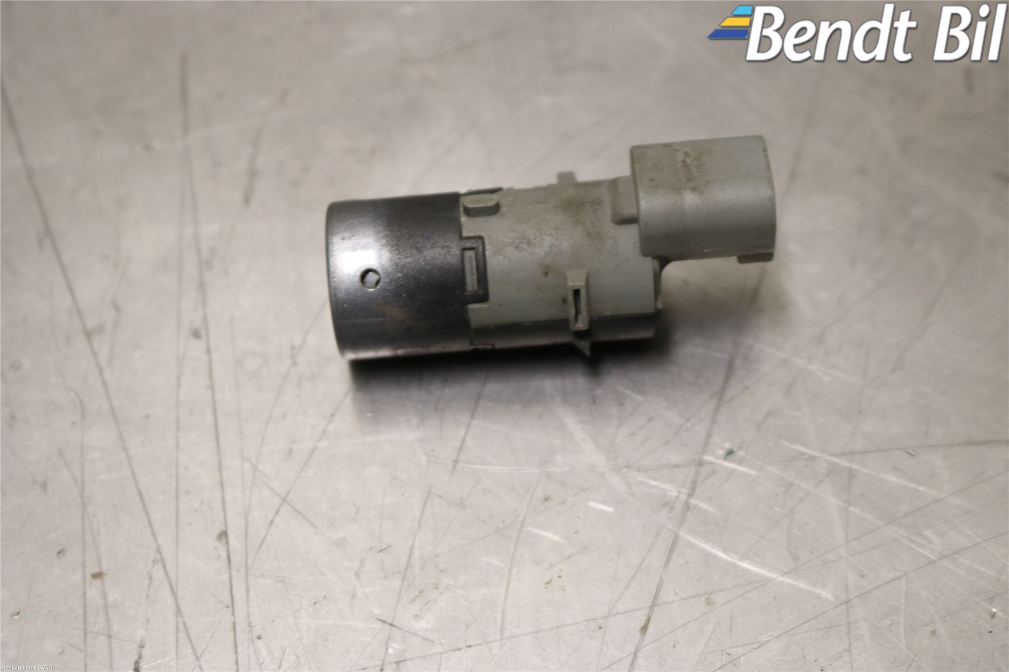 BMW 5 E60/61 Sed/Tou 02-10 Parkeringshjälp Frontsensor