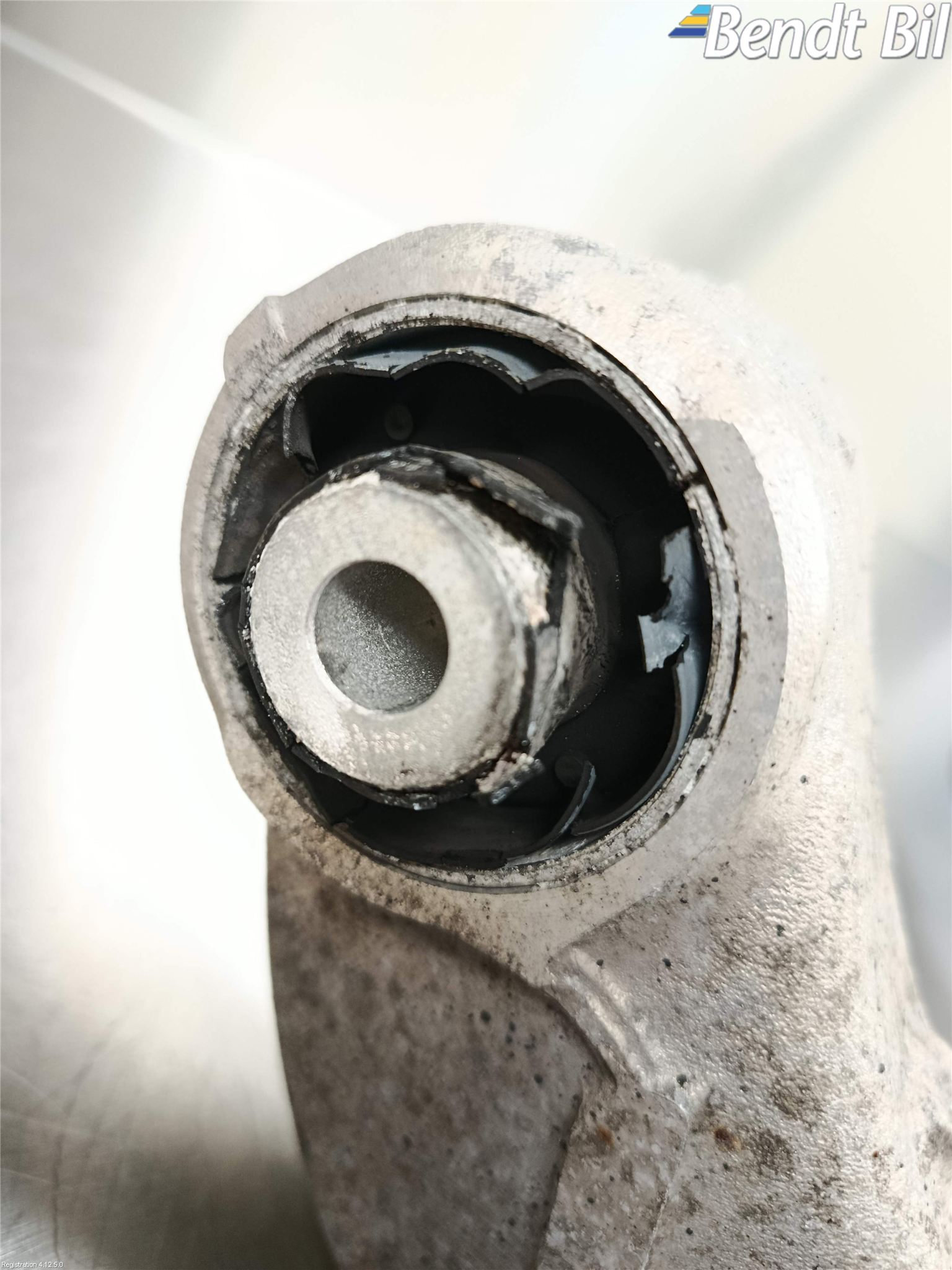 BMW 6 E63/64    02-10 Bärarm Bak Vänster