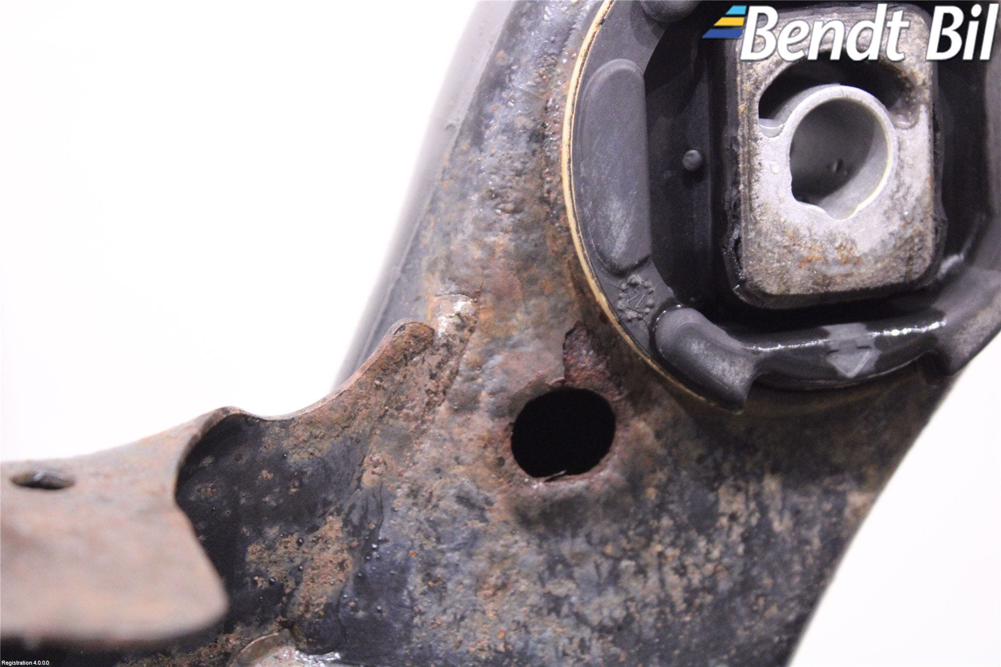 BMW 3 F30/F31/F80 12-19 Bakaxelbalk