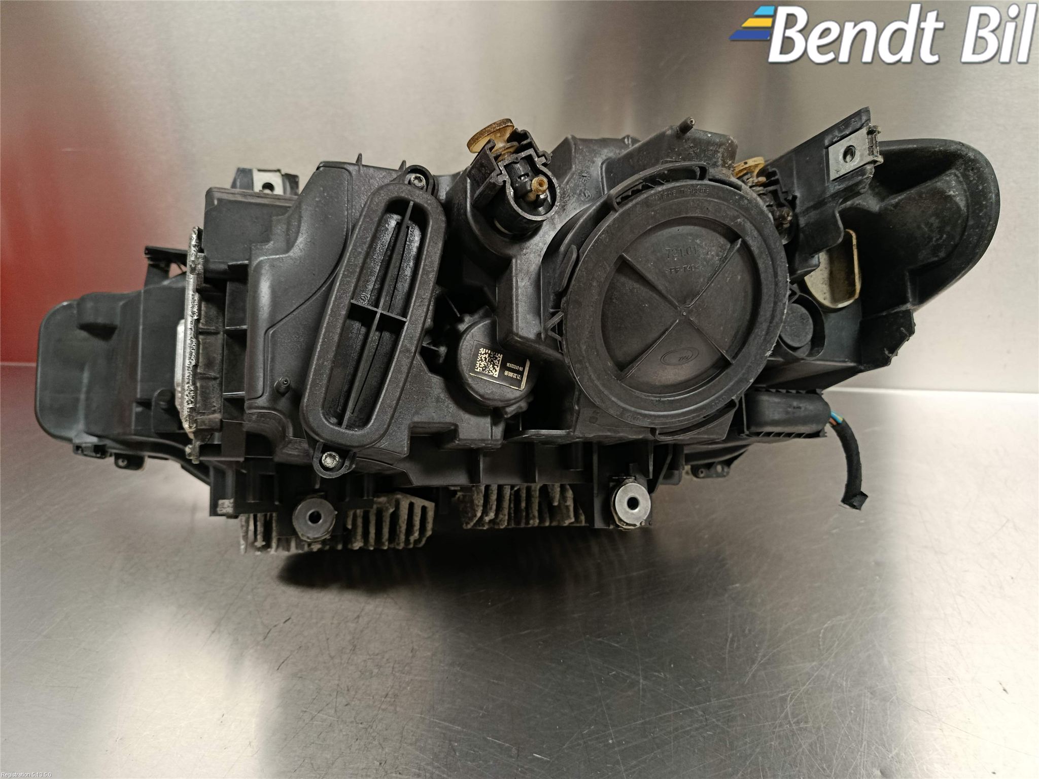 BMW 3 F30/F31/F80 12-19 Strålkastare Höger