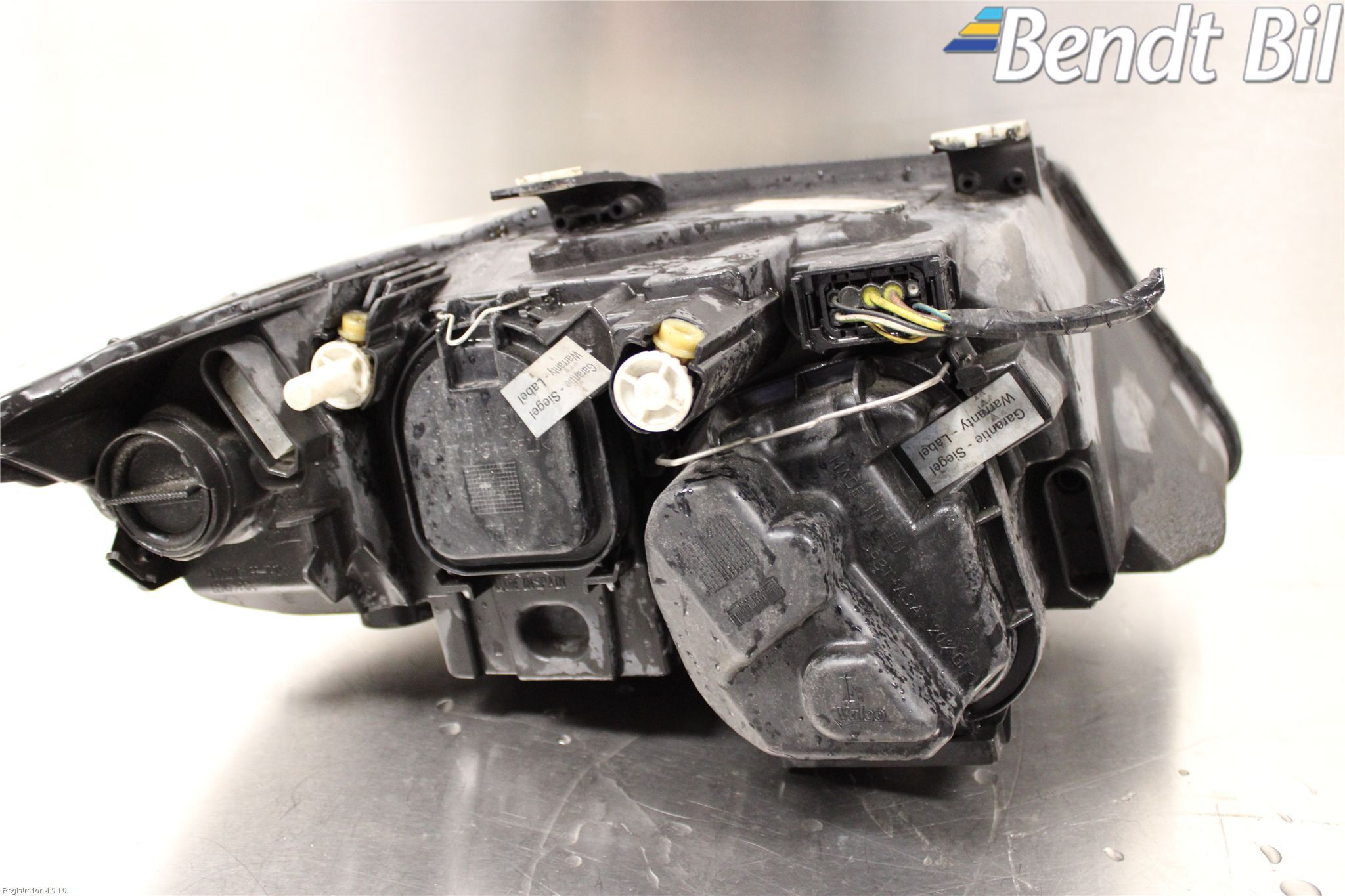 BMW 3 E90/91 SED/TOU 05-12 Strålkastare Vänster