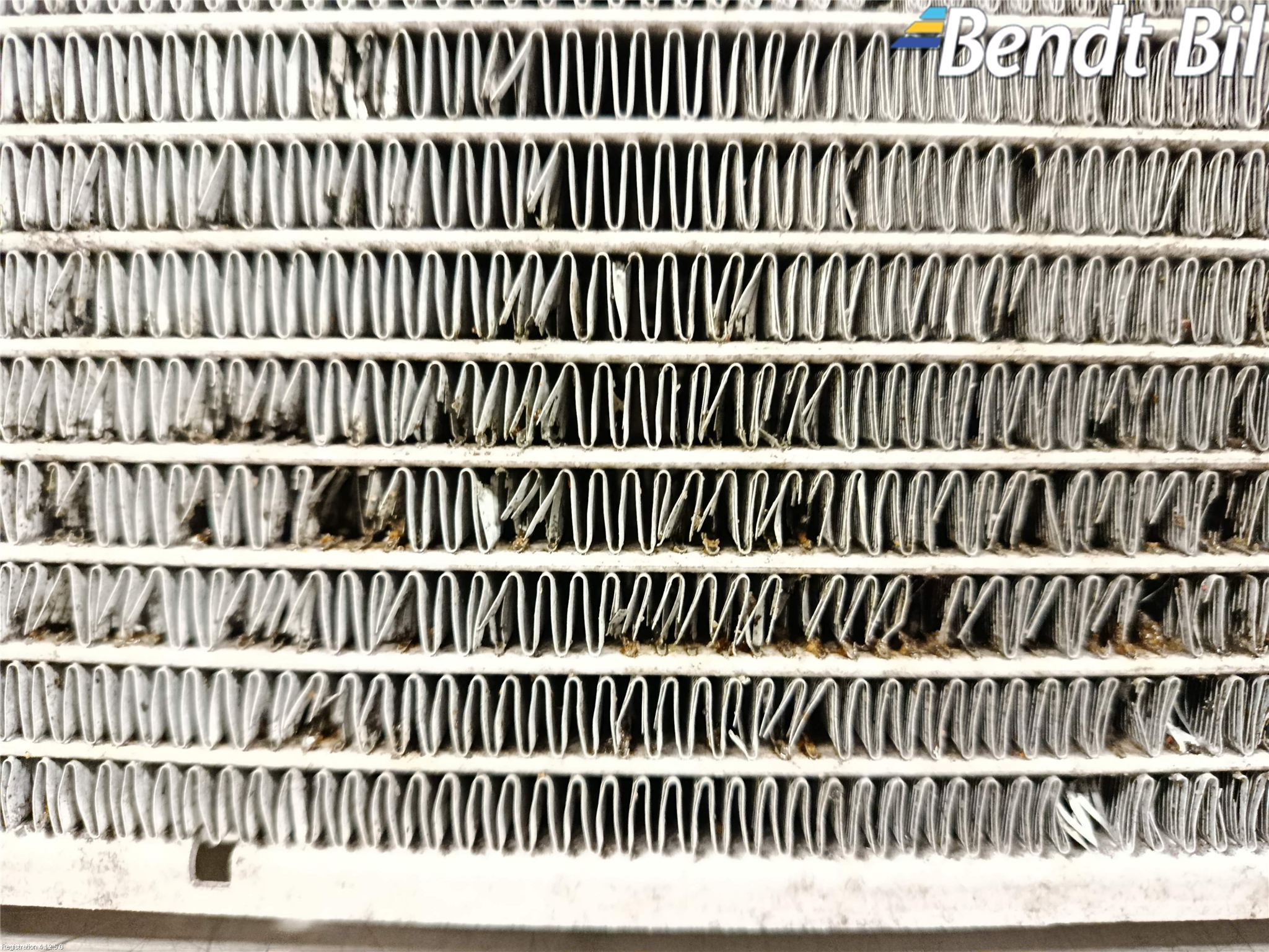 BMW 6 E63/64    02-10 Kylare Aut